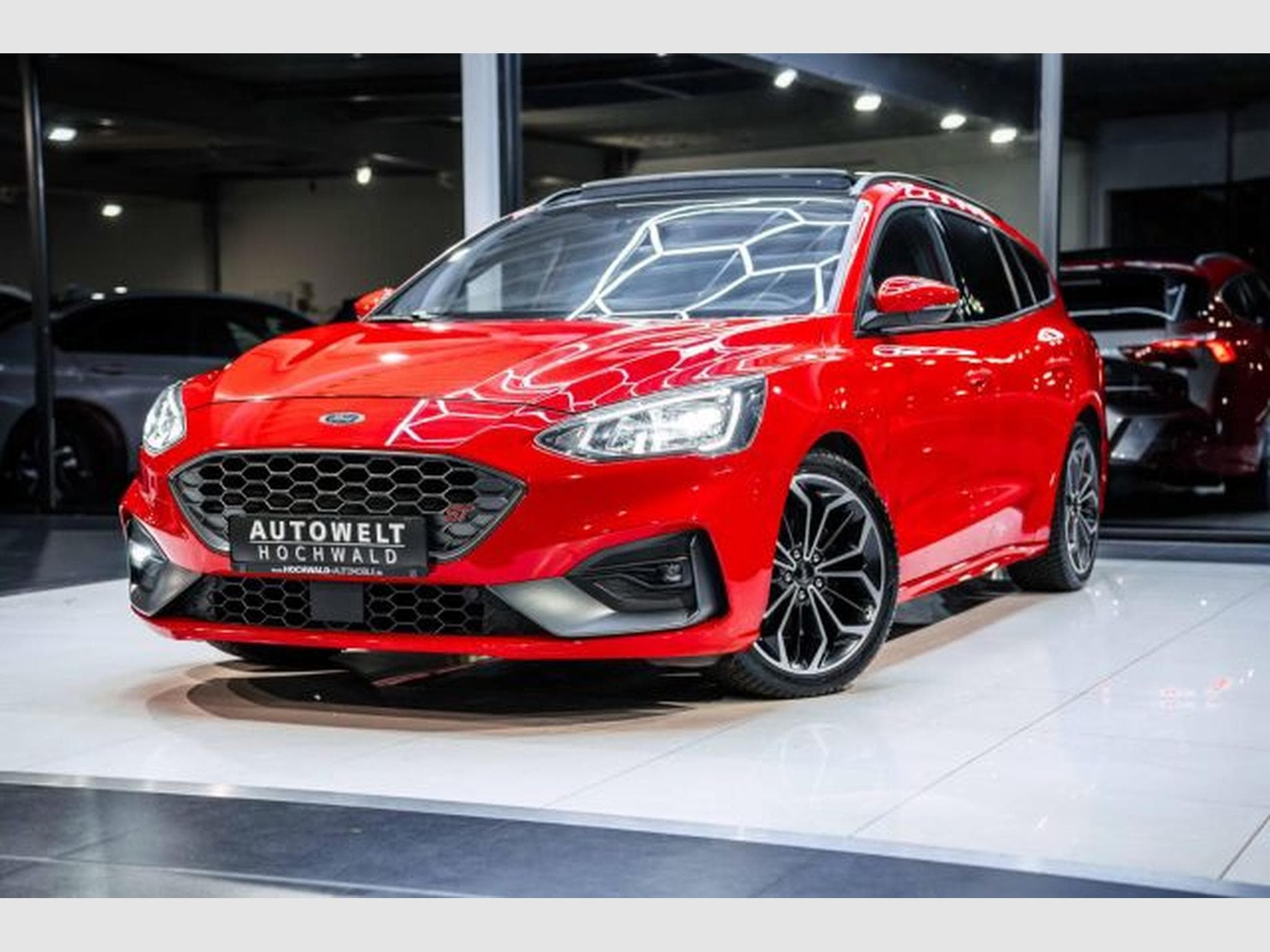 Ford Focus Focus ST 2.0 D NAVI Virtual Recaro LED RFK PANO (2021) - Photo 2