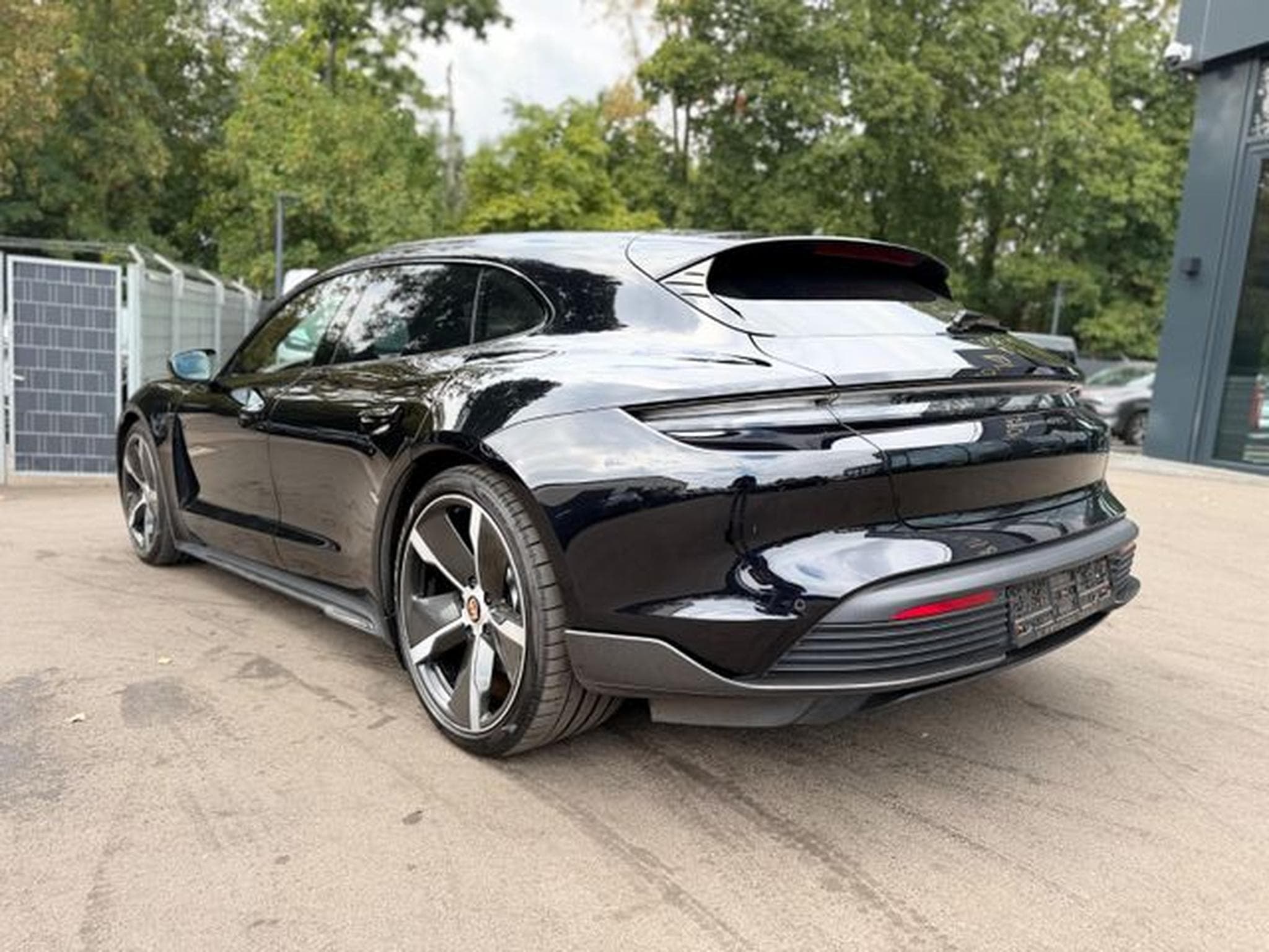 Porsche Taycan TAYCAN SPORT TOURISMO GTS*CARBON*PANO* (2022) - Photo 8