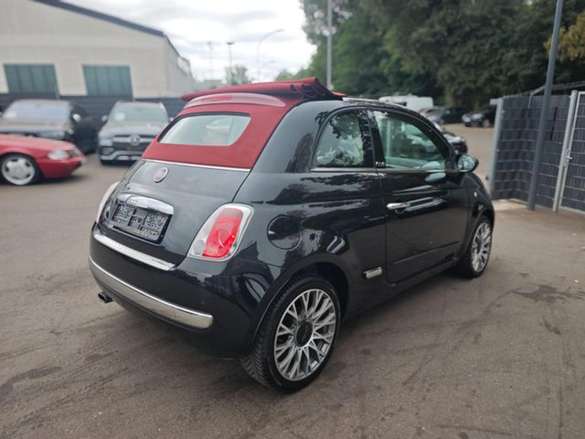 Fiat 500 500C LOUNGE *CABRIO*LEDER*KLIMAAUTOMATIK* (2013) - Photo 12