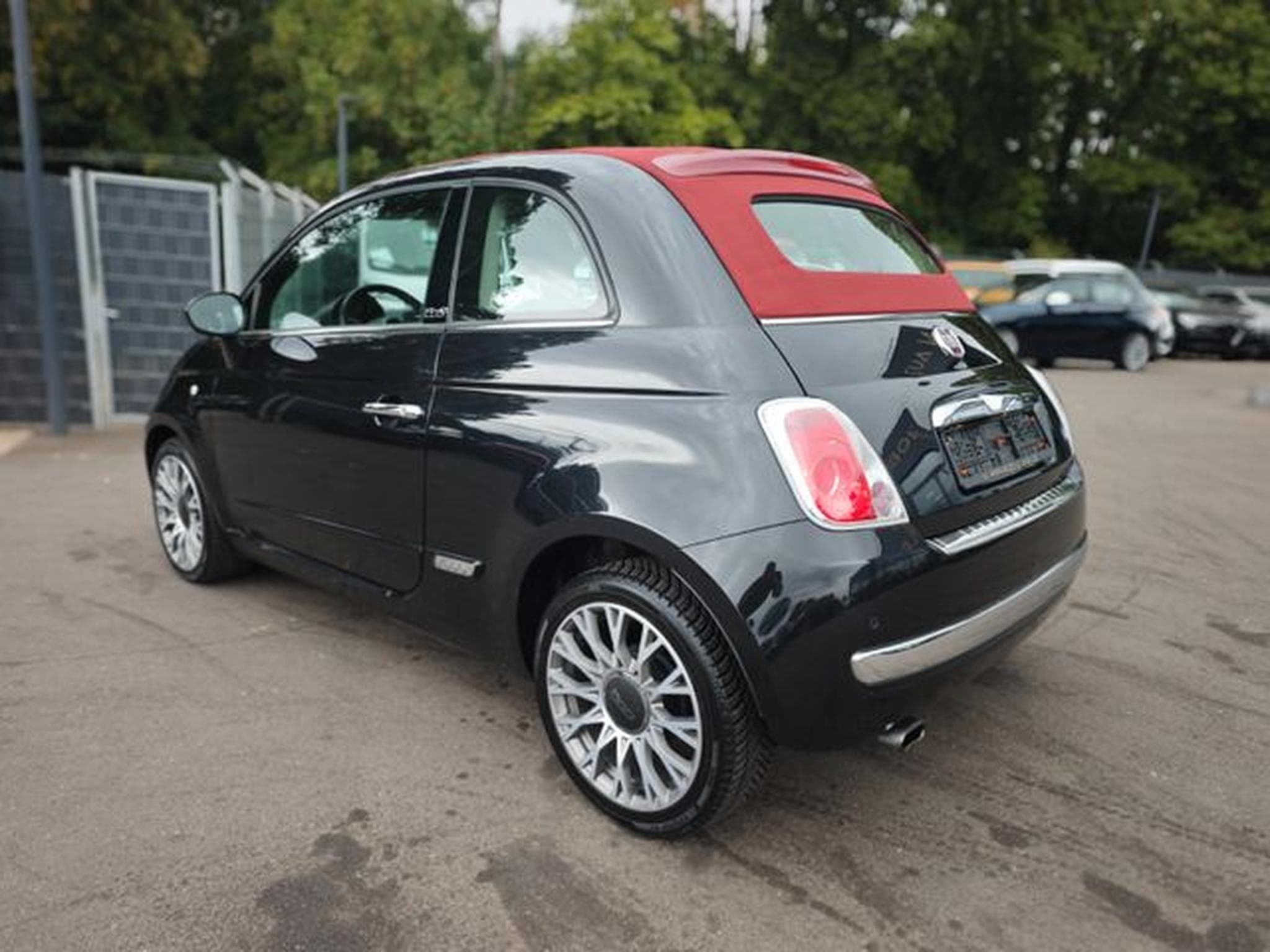 Fiat 500 500C LOUNGE *CABRIO*LEDER*KLIMAAUTOMATIK* (2013) - Photo 7