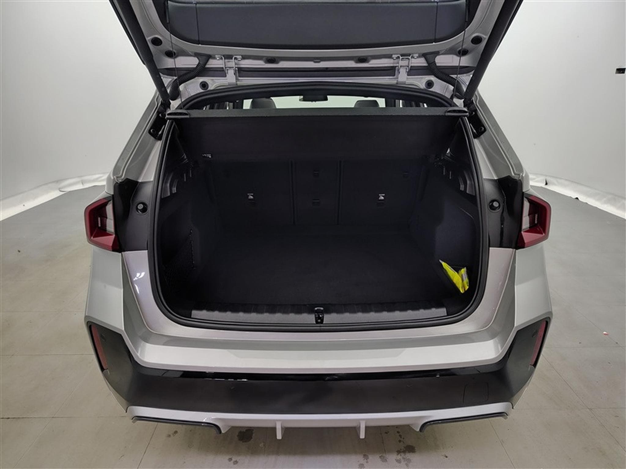 BMW X1 1.5iA sDrive18 Pack M PRO NAVI / FULL LED / PANO / JA 19" (2025) - Photo 14