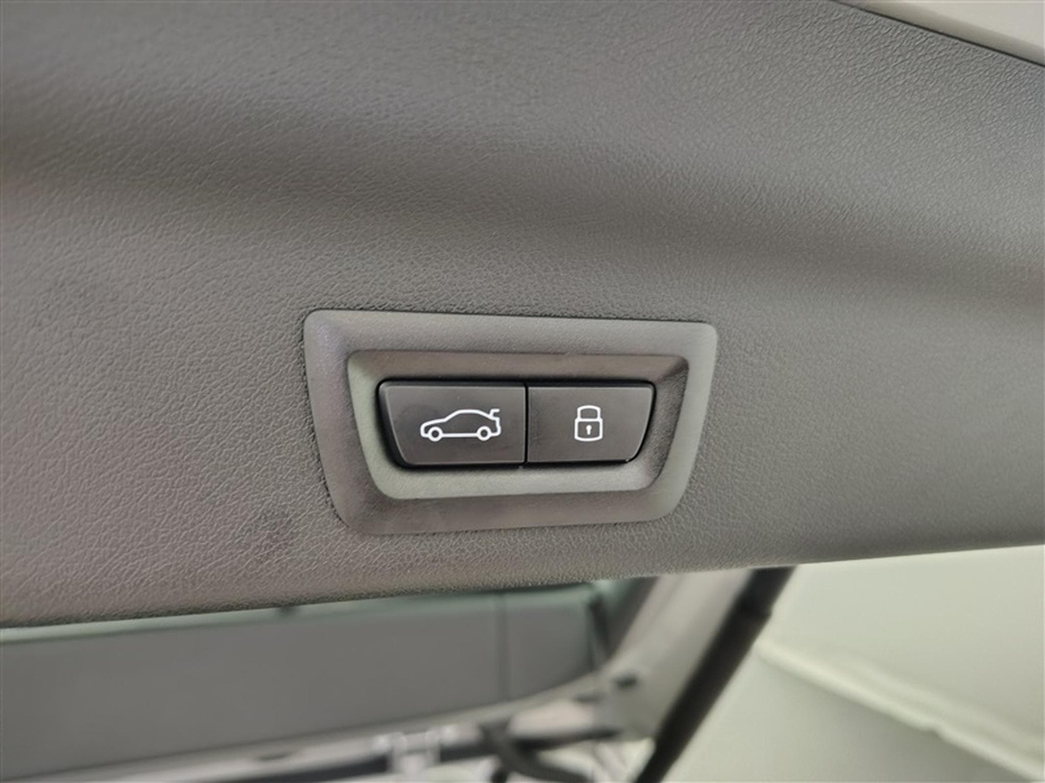 BMW X1 1.5iA sDrive18 Pack M PRO NAVI / FULL LED / PANO / JA 19" (2025) - Photo 20