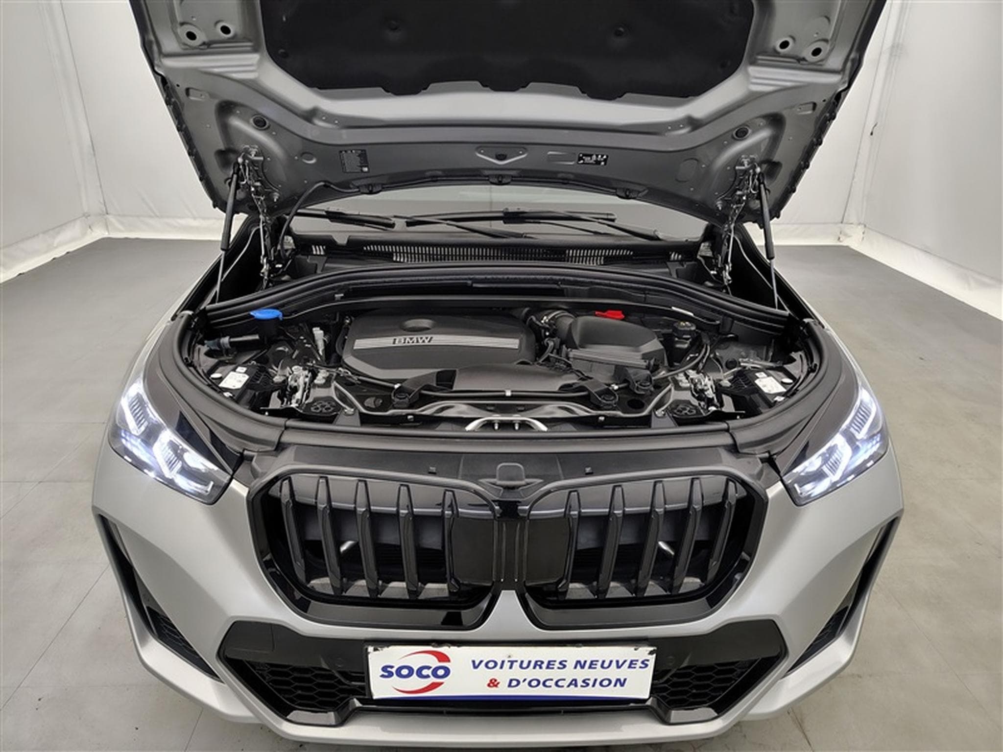 BMW X1 1.5iA sDrive18 Pack M PRO NAVI / FULL LED / PANO / JA 19" (2025) - Photo 21