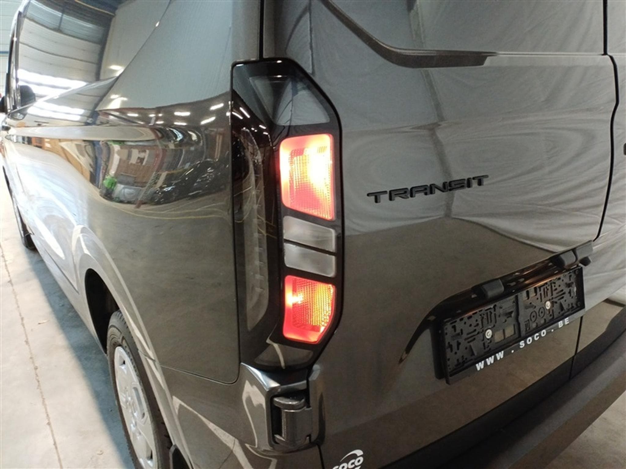 Ford Transit 2.0 TDCi L2H1 CarPlay/CAM/NAVI (2025) - Photo 17