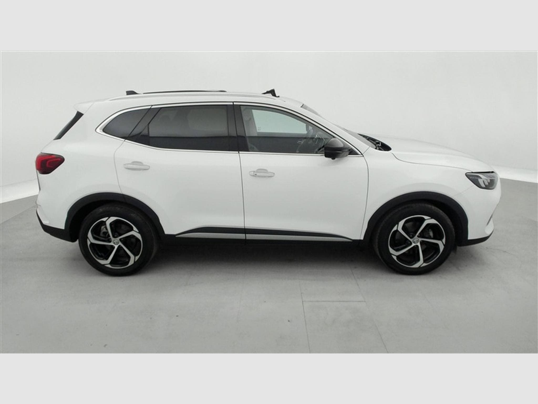 MG HS 1.5 T-GDi 160cv BVA Luxury NAVI / FULL LED / CUIR / PANO (2024) - Photo 25