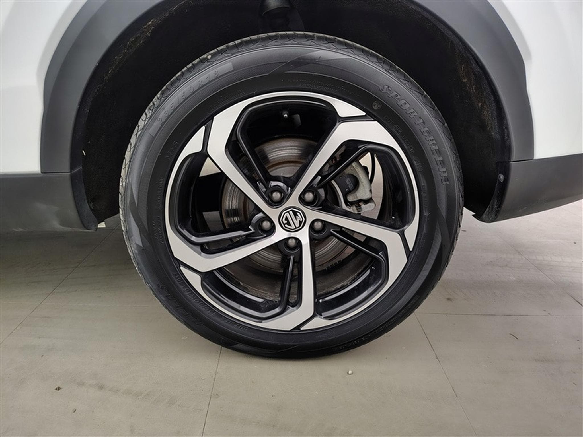 MG HS 1.5 T-GDi 160cv BVA Luxury NAVI / FULL LED / CUIR / PANO (2024) - Photo 5