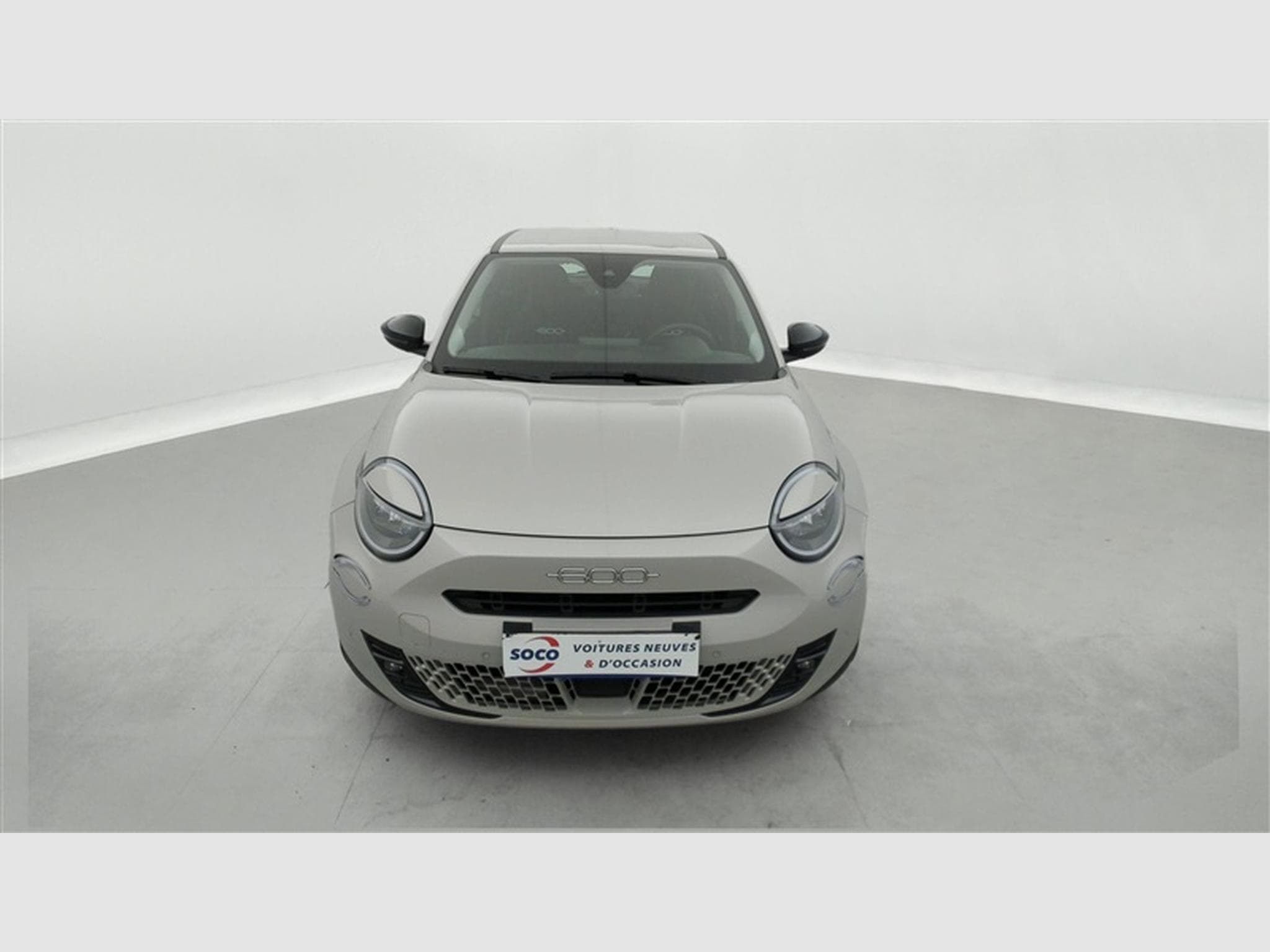 Fiat 600 1.2 Hybrid 136cv DCT Icone NAVI / FULL LED / KEYLESS / CAM (2025) - Photo 4