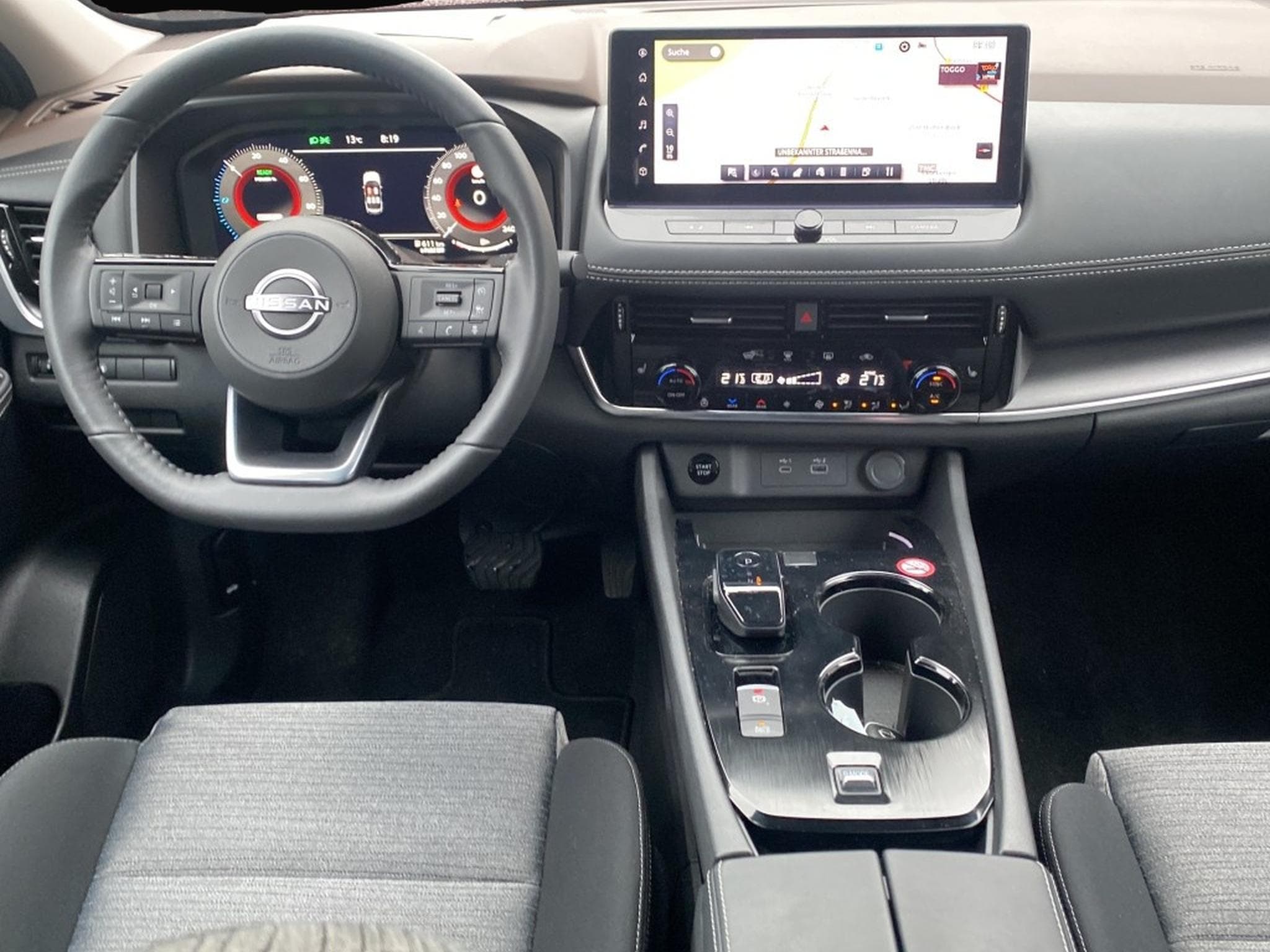 Nissan X-Trail (2024) - Photo 3