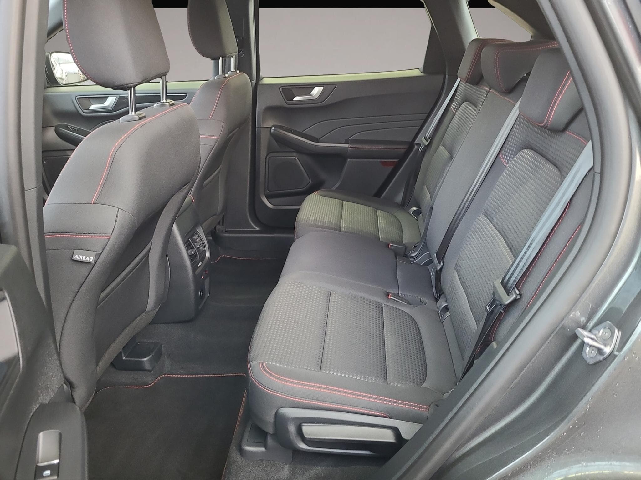 Ford Kuga (2026) - Photo 6