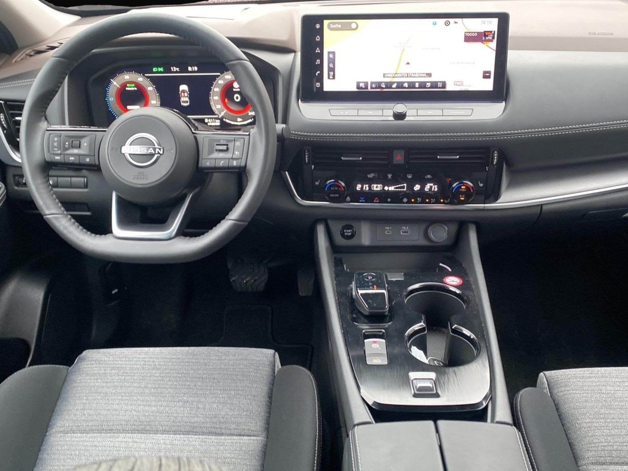 Nissan X-Trail (2024) - Photo 3
