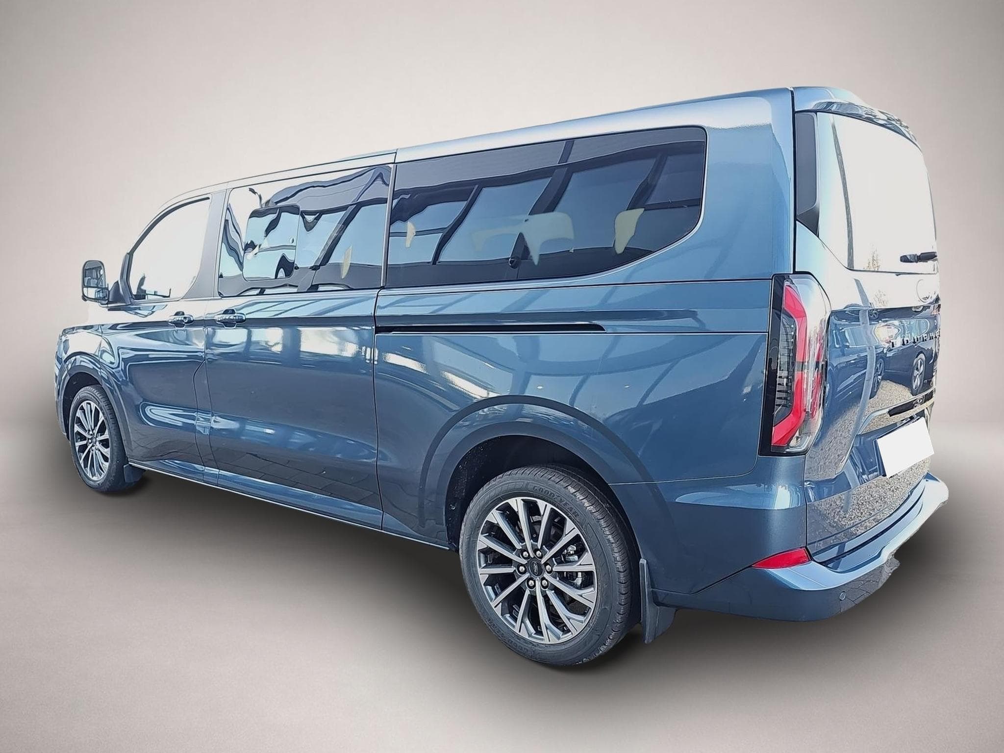 Ford Tourneo (2025) - Photo 5