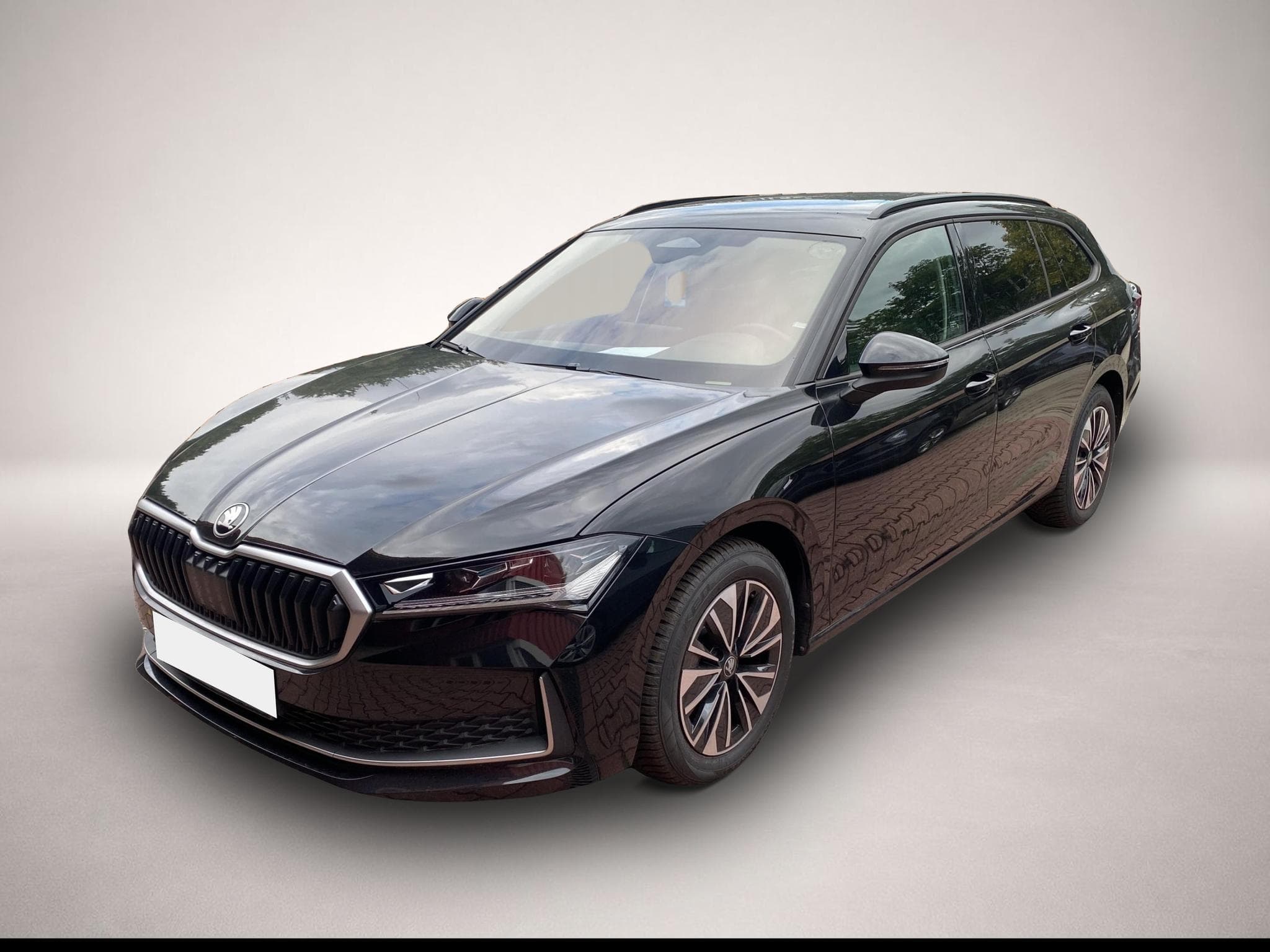 Skoda Superb (2025) - Photo 2