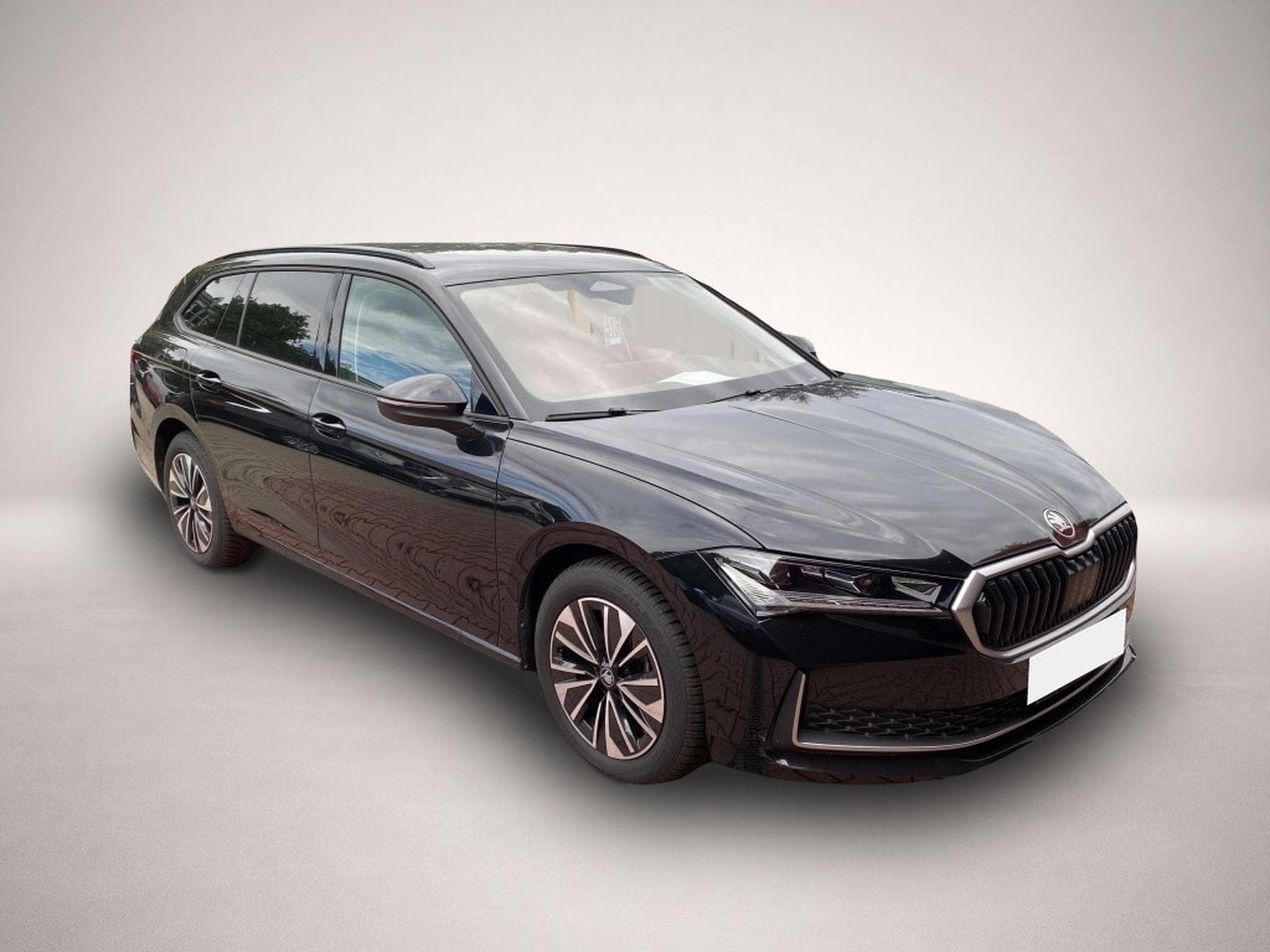 Skoda Superb (2025) - Photo 3