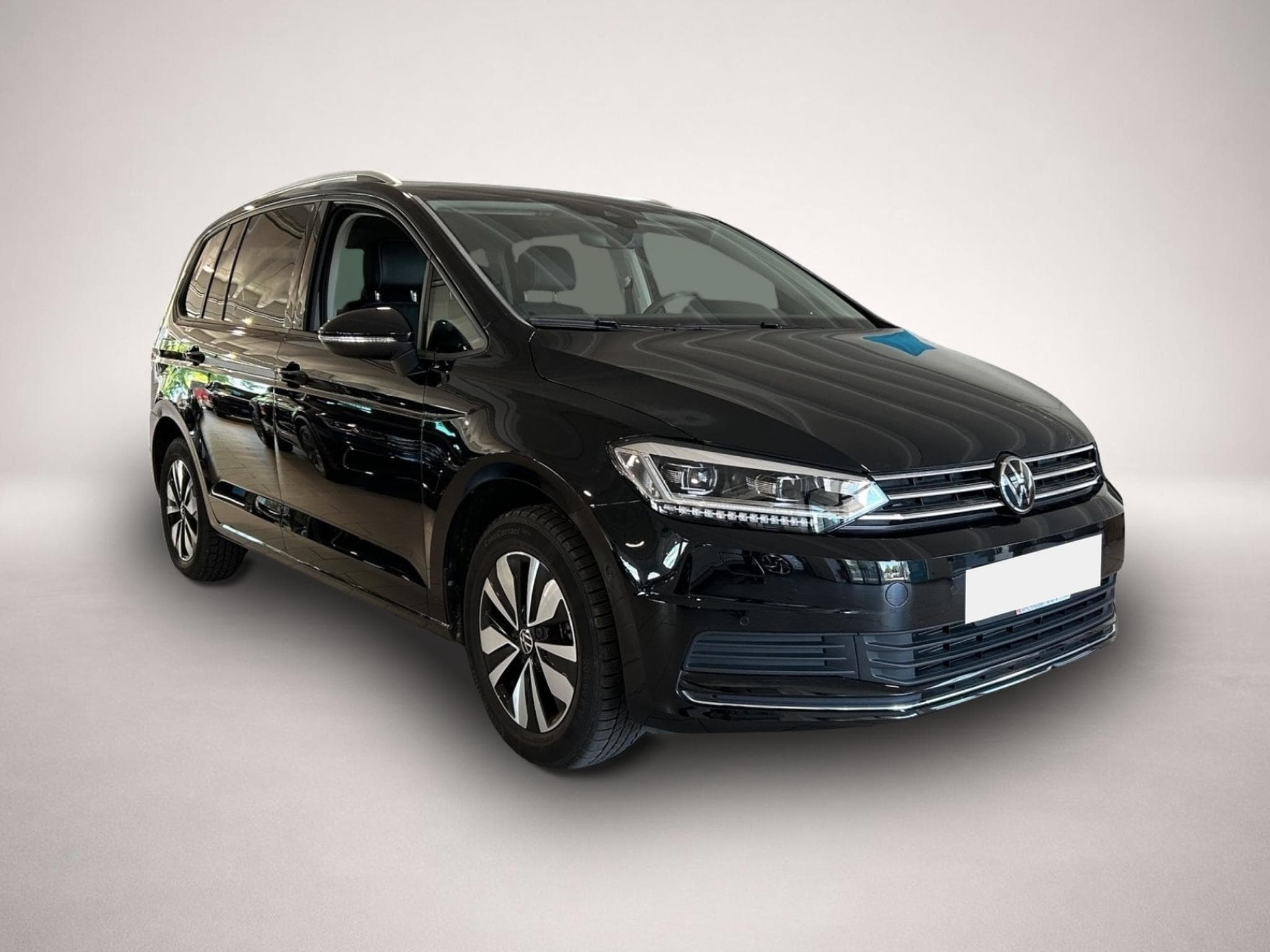 VW Touran (2025) - Photo 3