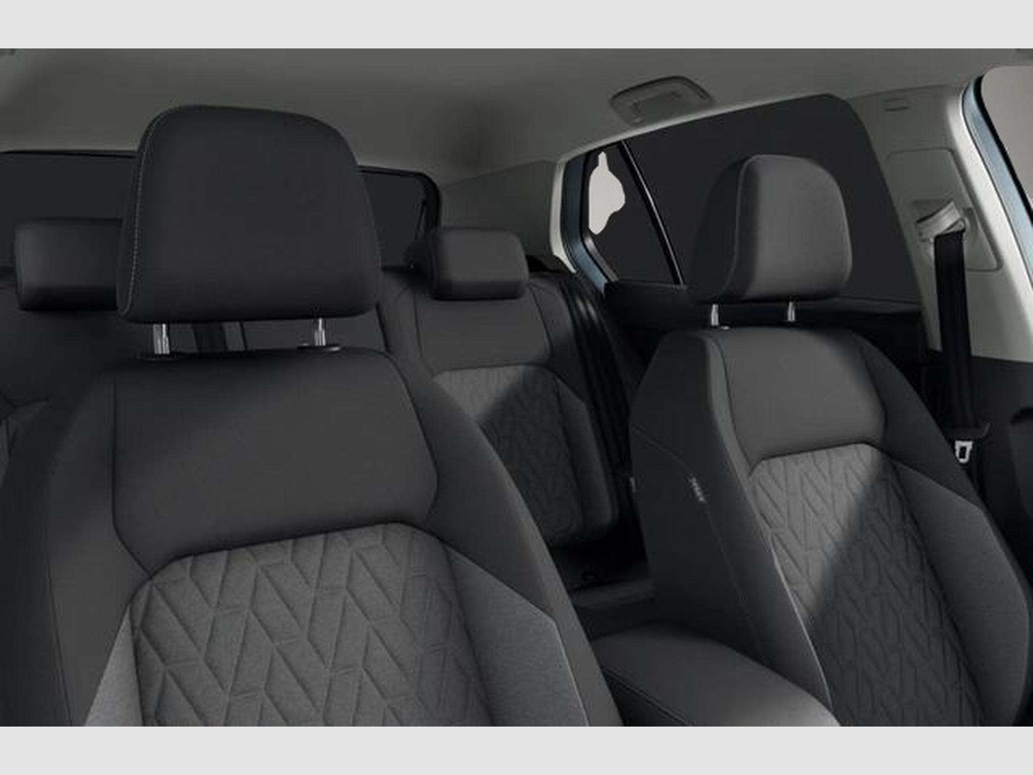 VW Golf (2026) - Photo 5