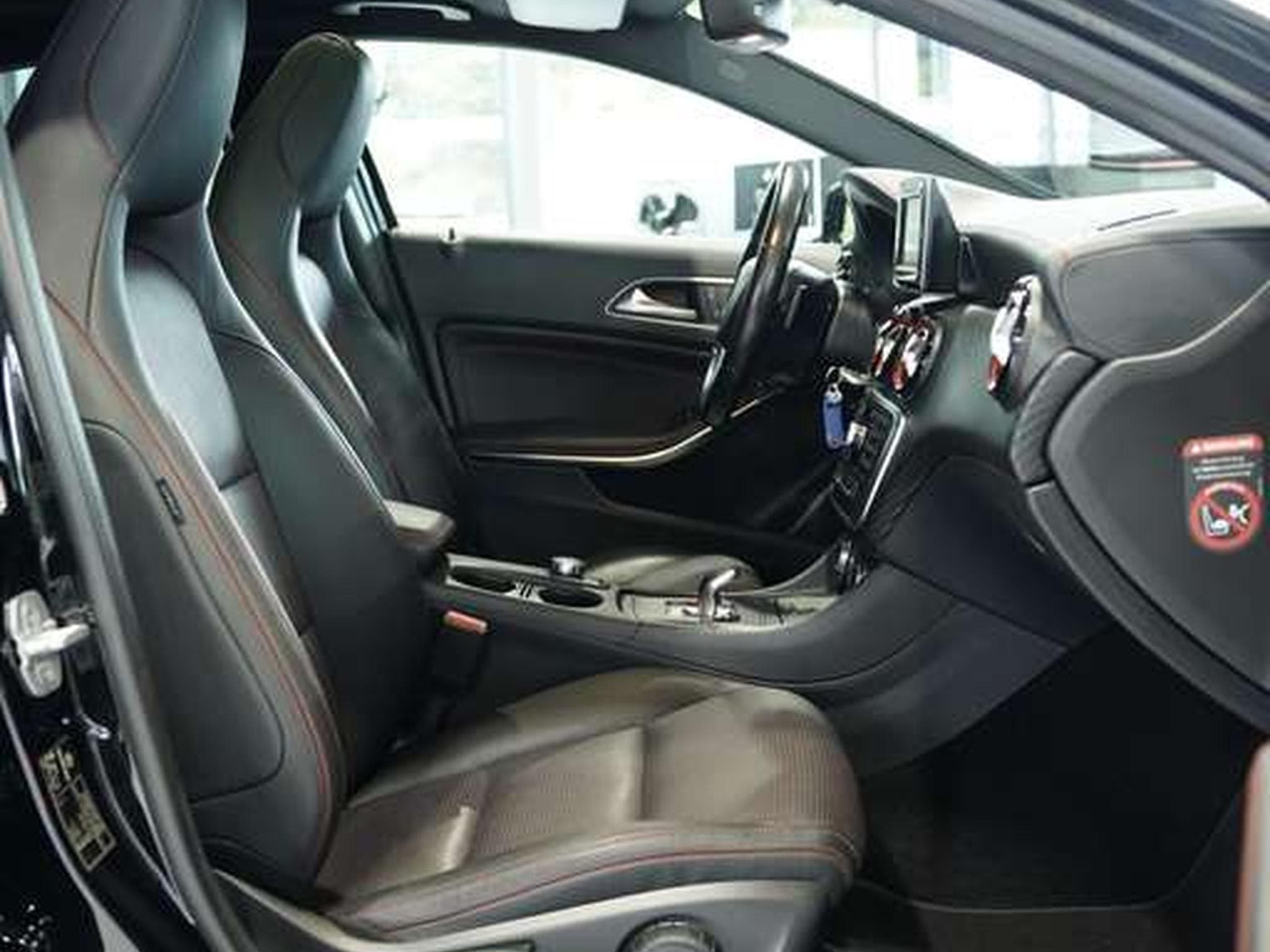 Mercedes A 45 AMG 4M 2H *19 *Perf-AGA *H&K *Kamera *Pano (2014) - Photo 16