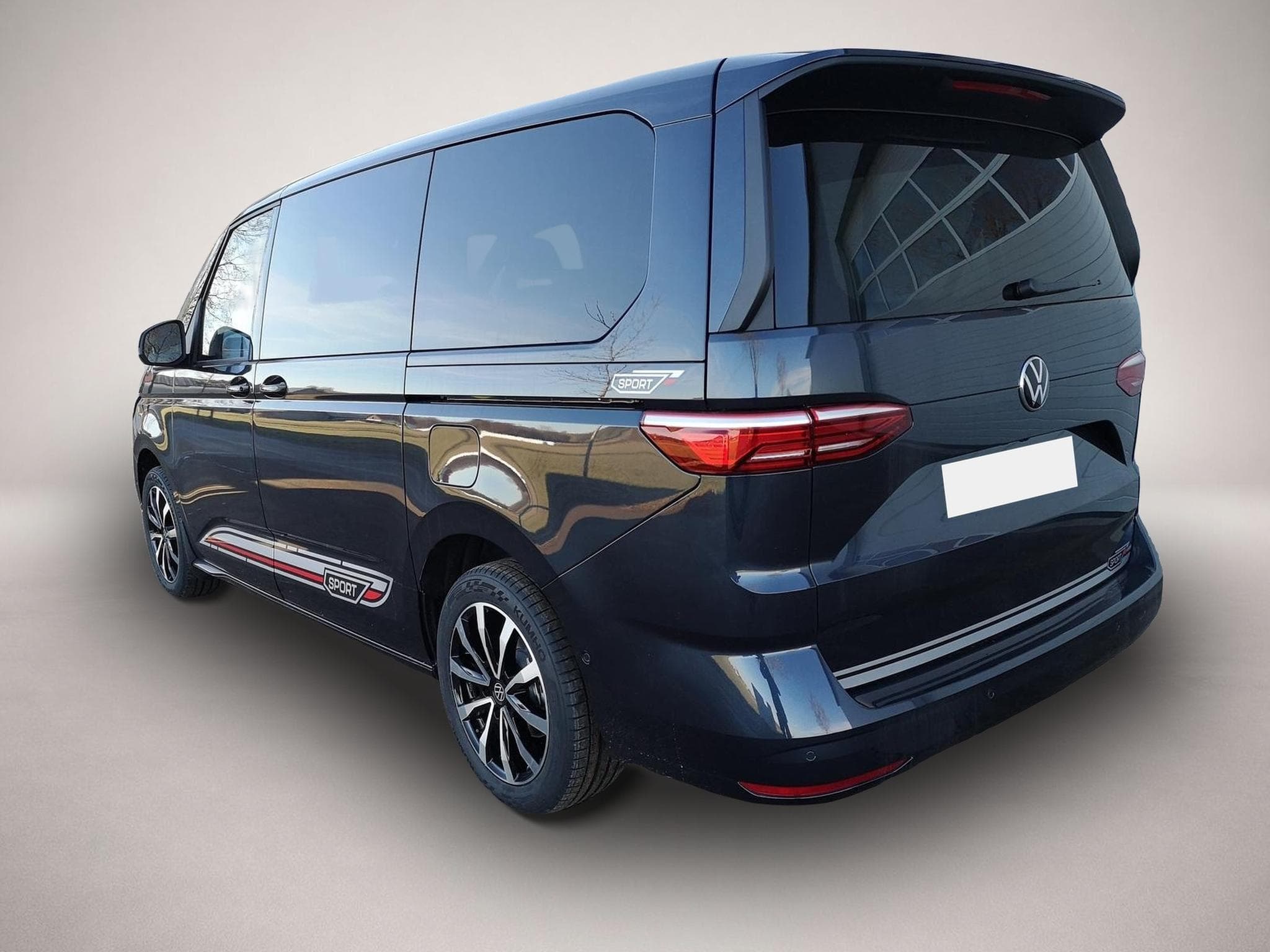 VW Multivan (2025) - Photo 2