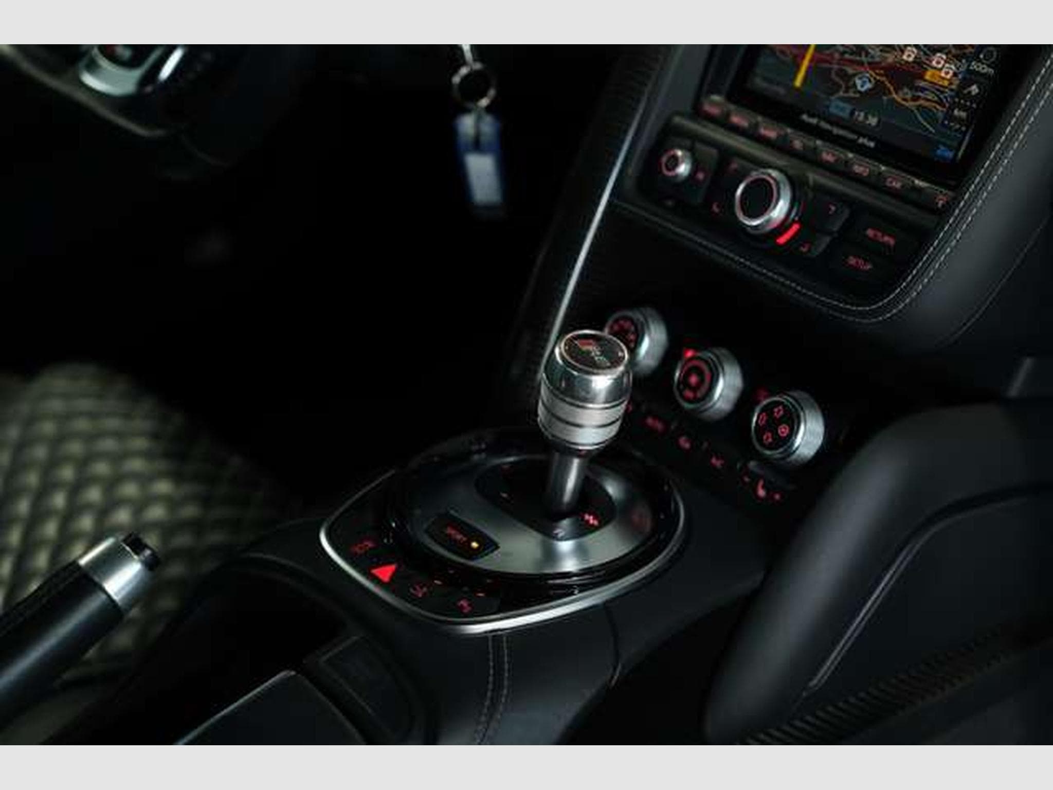 Audi R8 5.2 FSI plus q *19 *B&O*Kamera*Carbon*MwSt (2015) - Photo 31