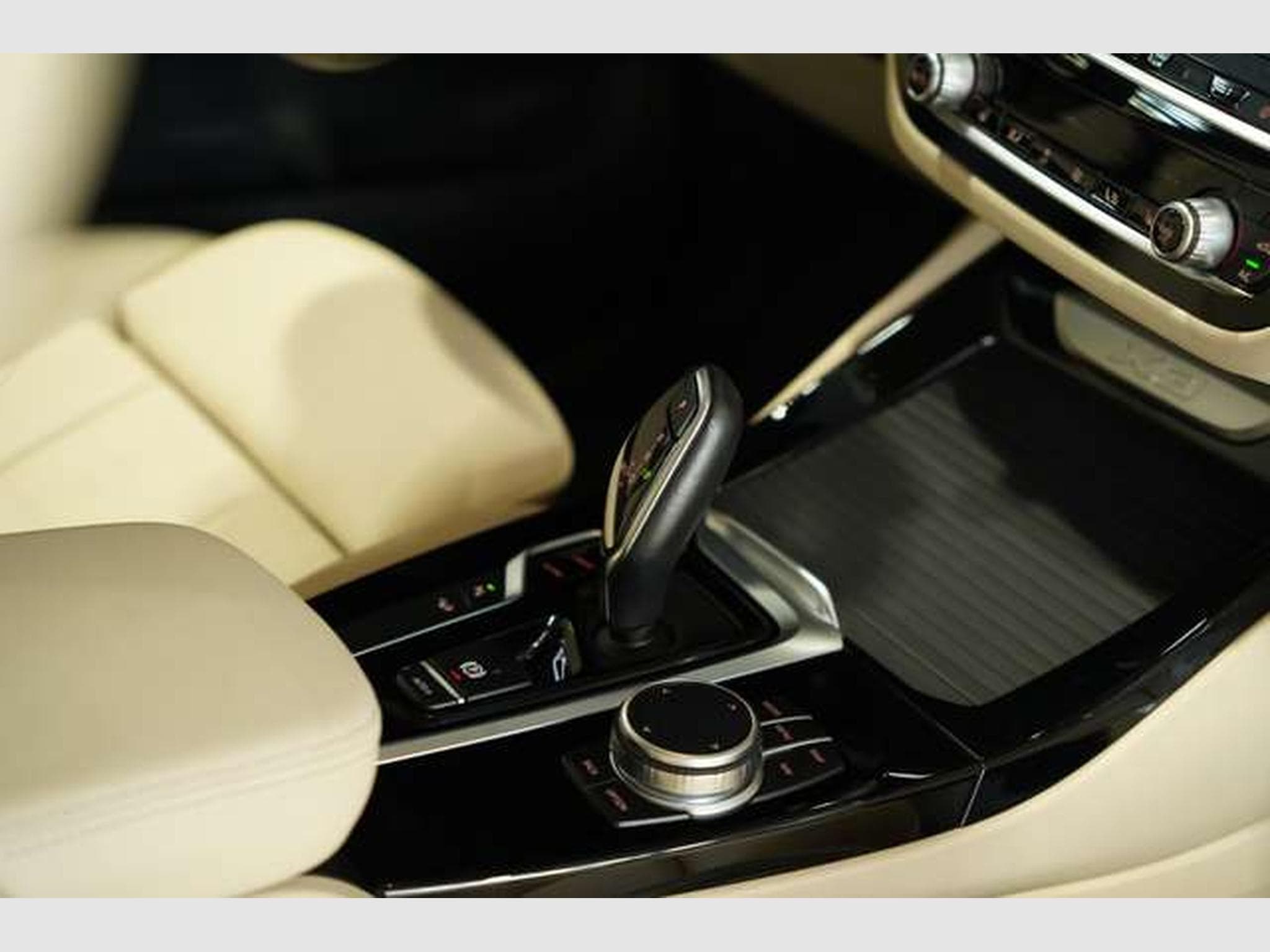 BMW X3 xDrive 20 d xLine *Memory *AHK *HUD *LED *ACC (2021) - Photo 19