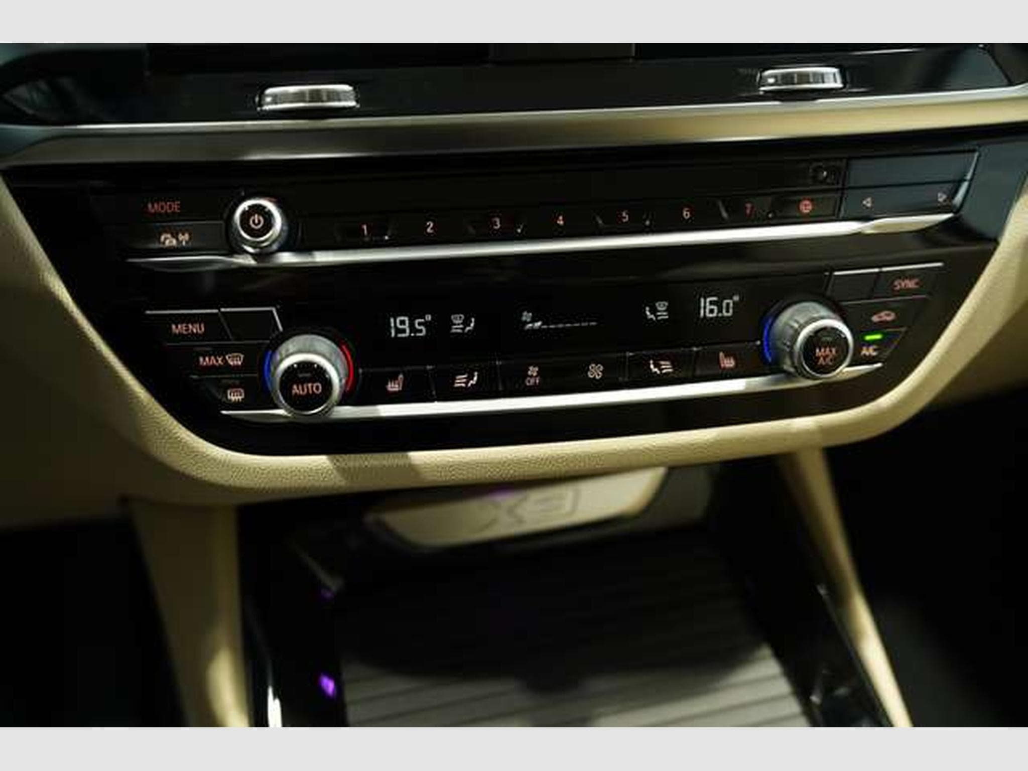 BMW X3 xDrive 20 d xLine *Memory *AHK *HUD *LED *ACC (2021) - Photo 33