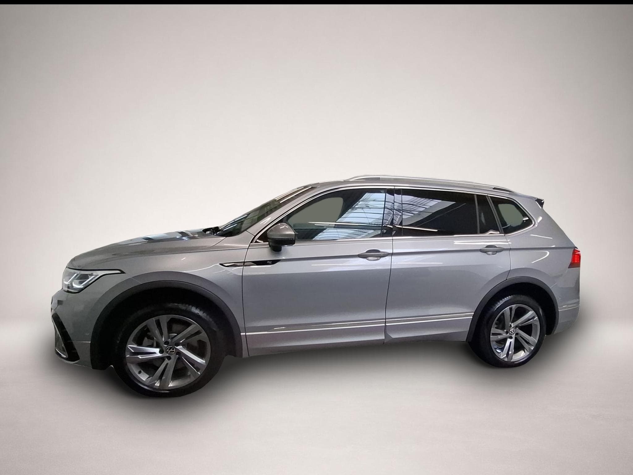 VW Tiguan (2024) - Foto 2