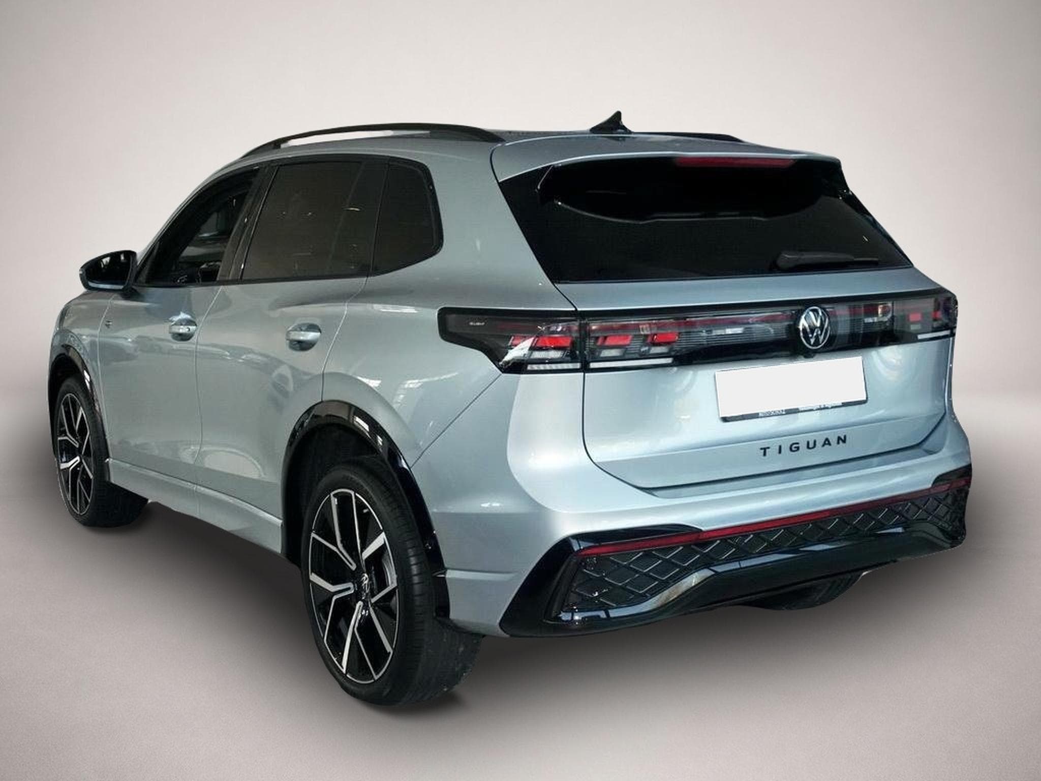 VW Tiguan (2024) - Photo 2