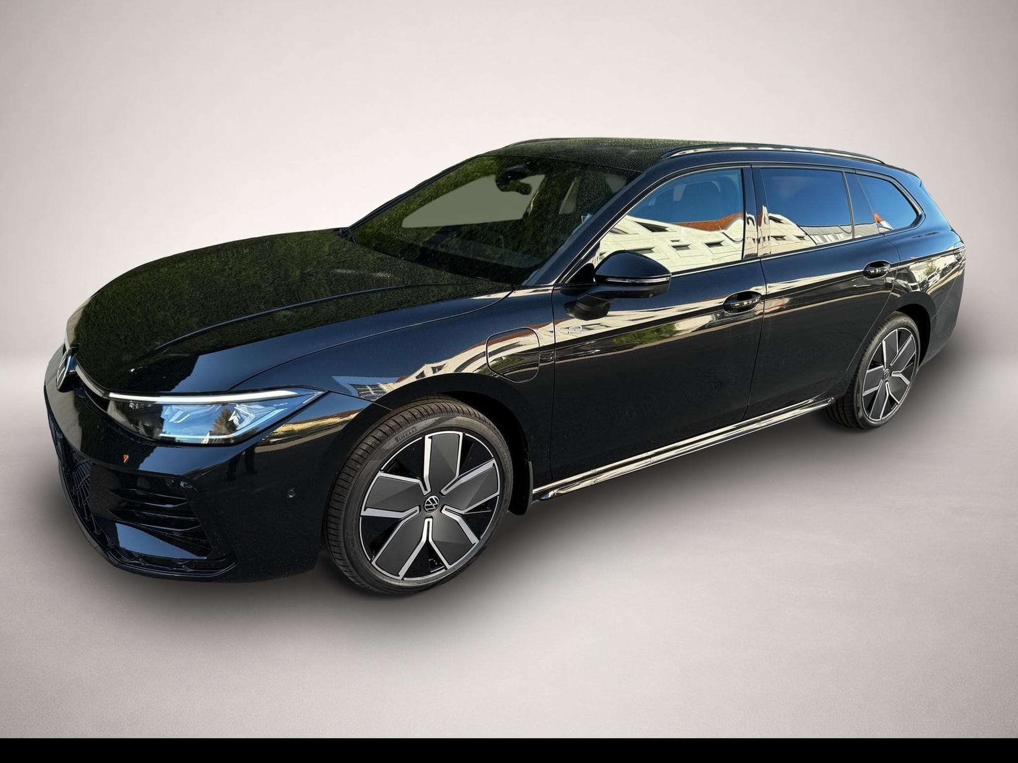 VW Passat (2026) - Photo 1