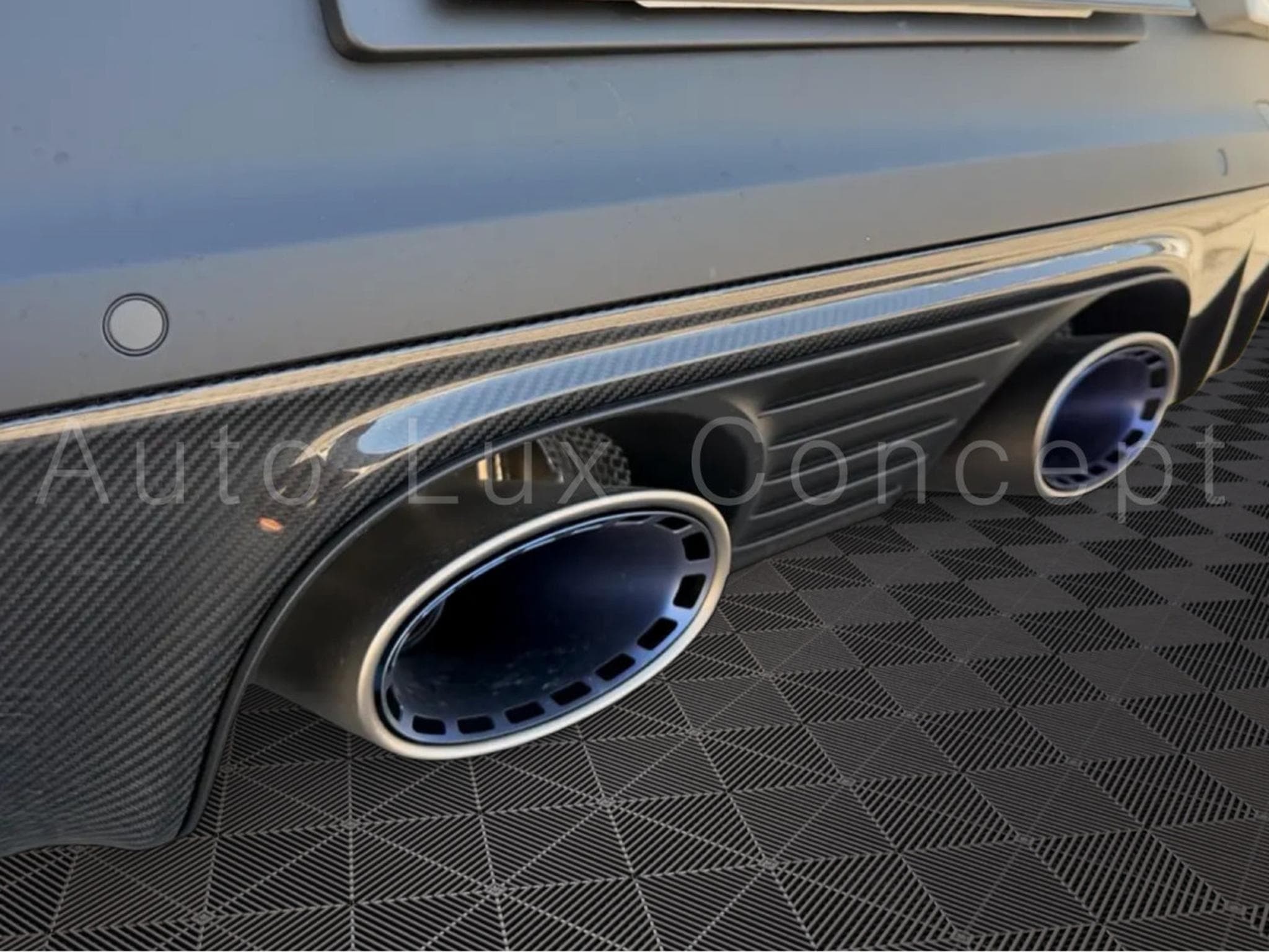Porsche Cayenne Turbo E-Hybrid Coupé avec Pack GT (2026) - Photo 13