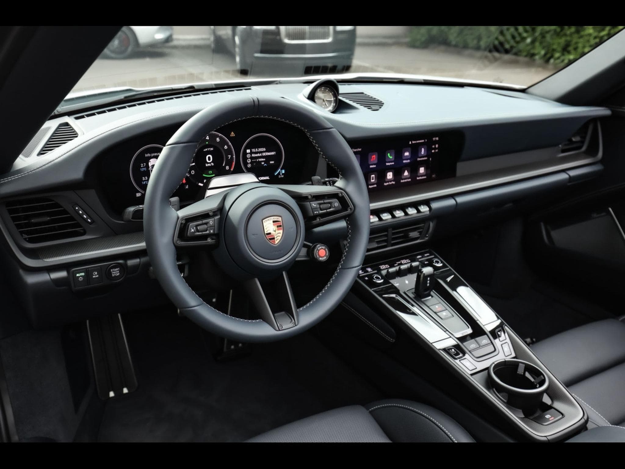 Porsche 911 (992.2) TARGA 4 GTS PDK - CARBON SPORT DESIGN PACK (2026) - Foto 10
