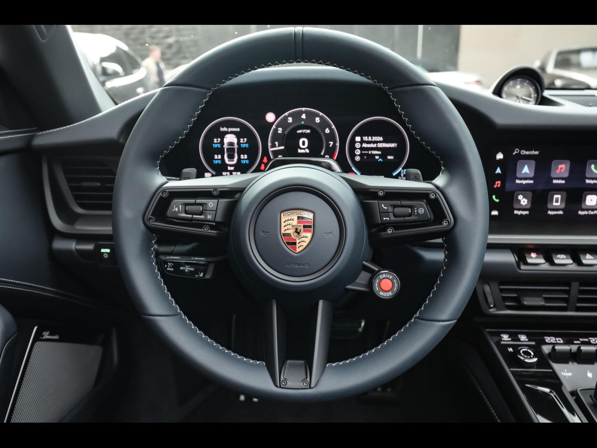 Porsche 911 (992.2) TARGA 4 GTS PDK - CARBON SPORT DESIGN PACK (2026) - Foto 12