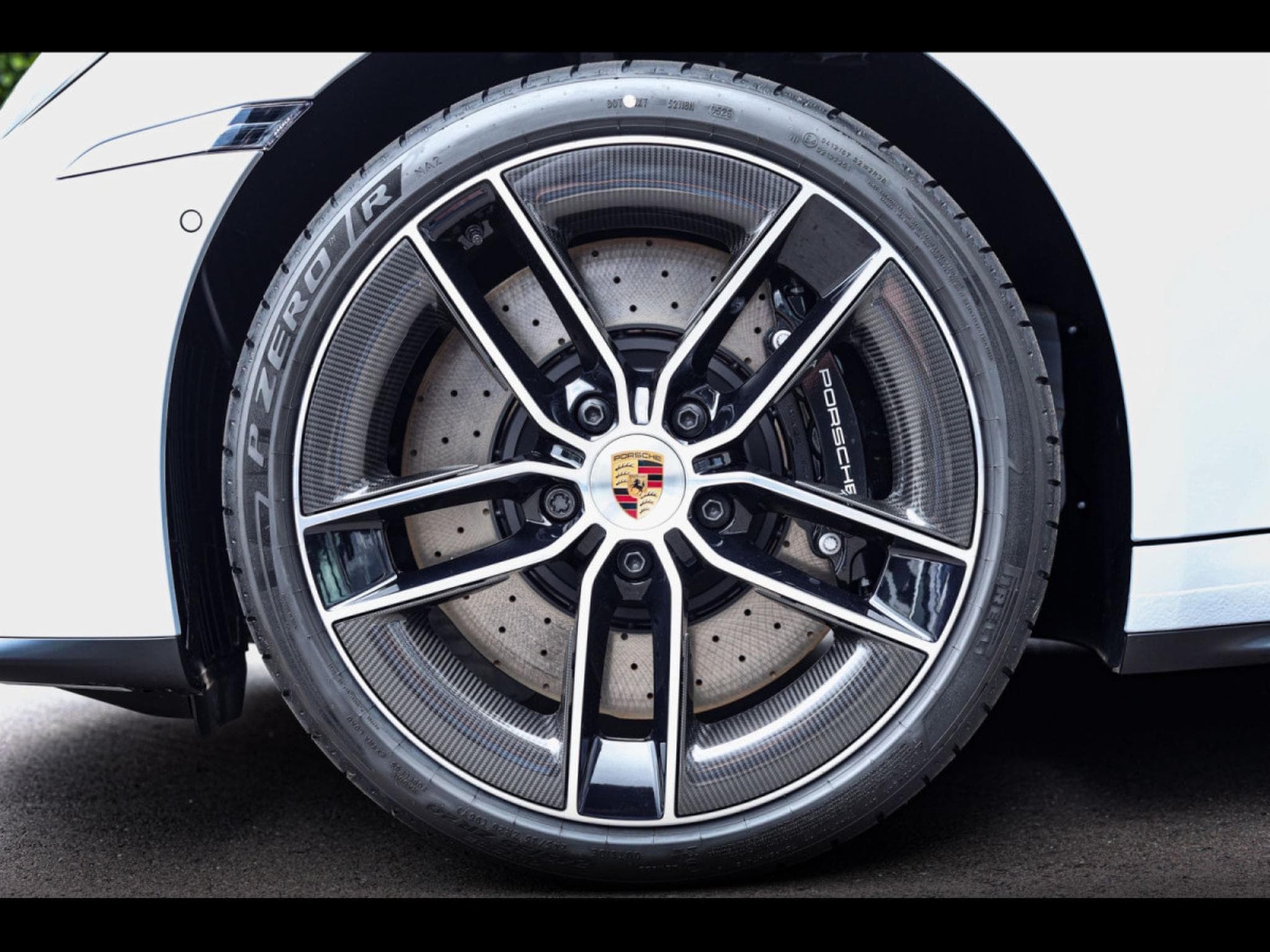 Porsche 911 .2 911 TARGA 4 GTS PDK - CARBON SPORT DESIGN PACK (2026) - Foto 8