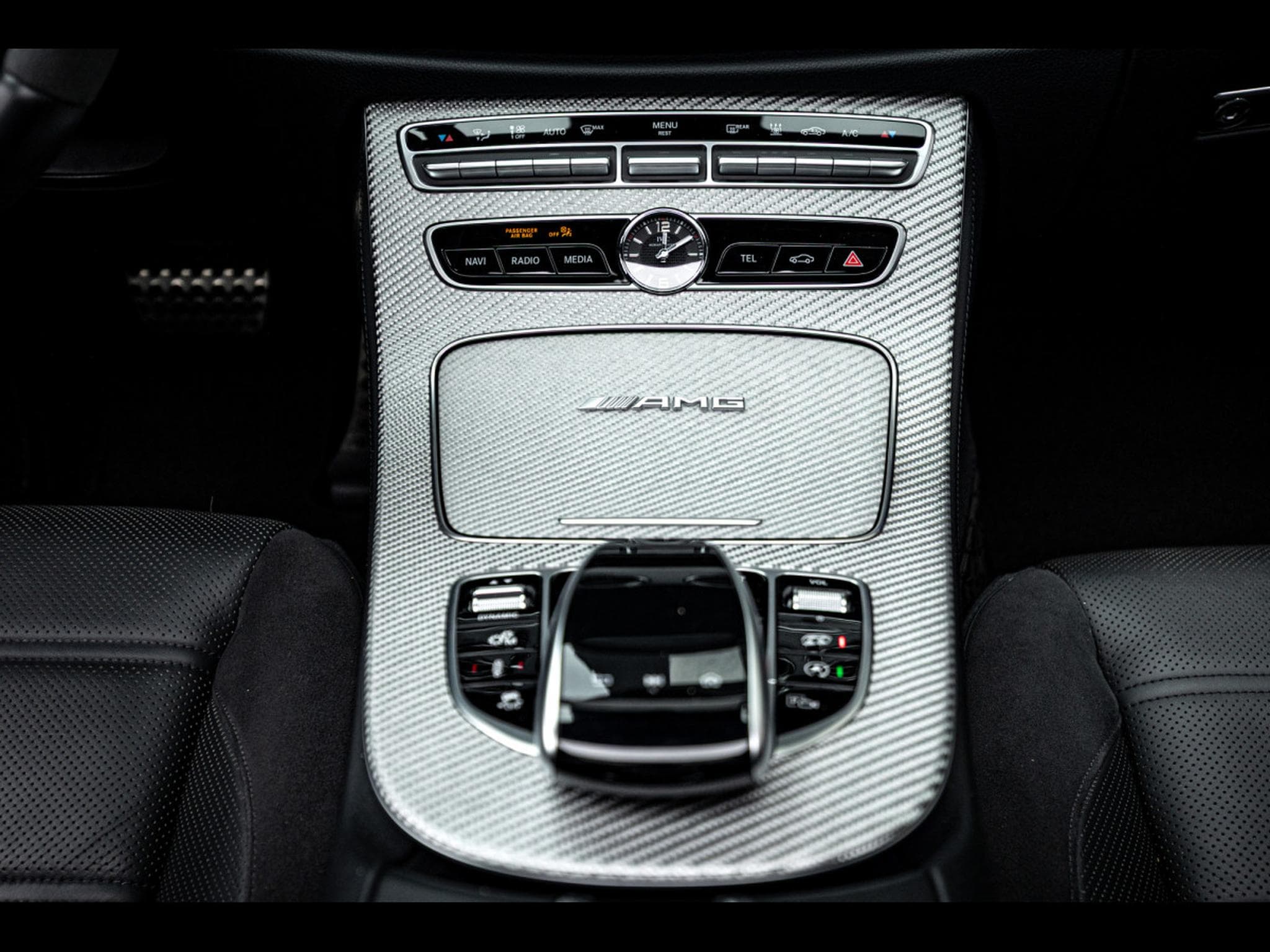 Mercedes E 63 AMG T-MODELL 4MATIC+ - NIGHT PACKAGE (2019) - Foto 21