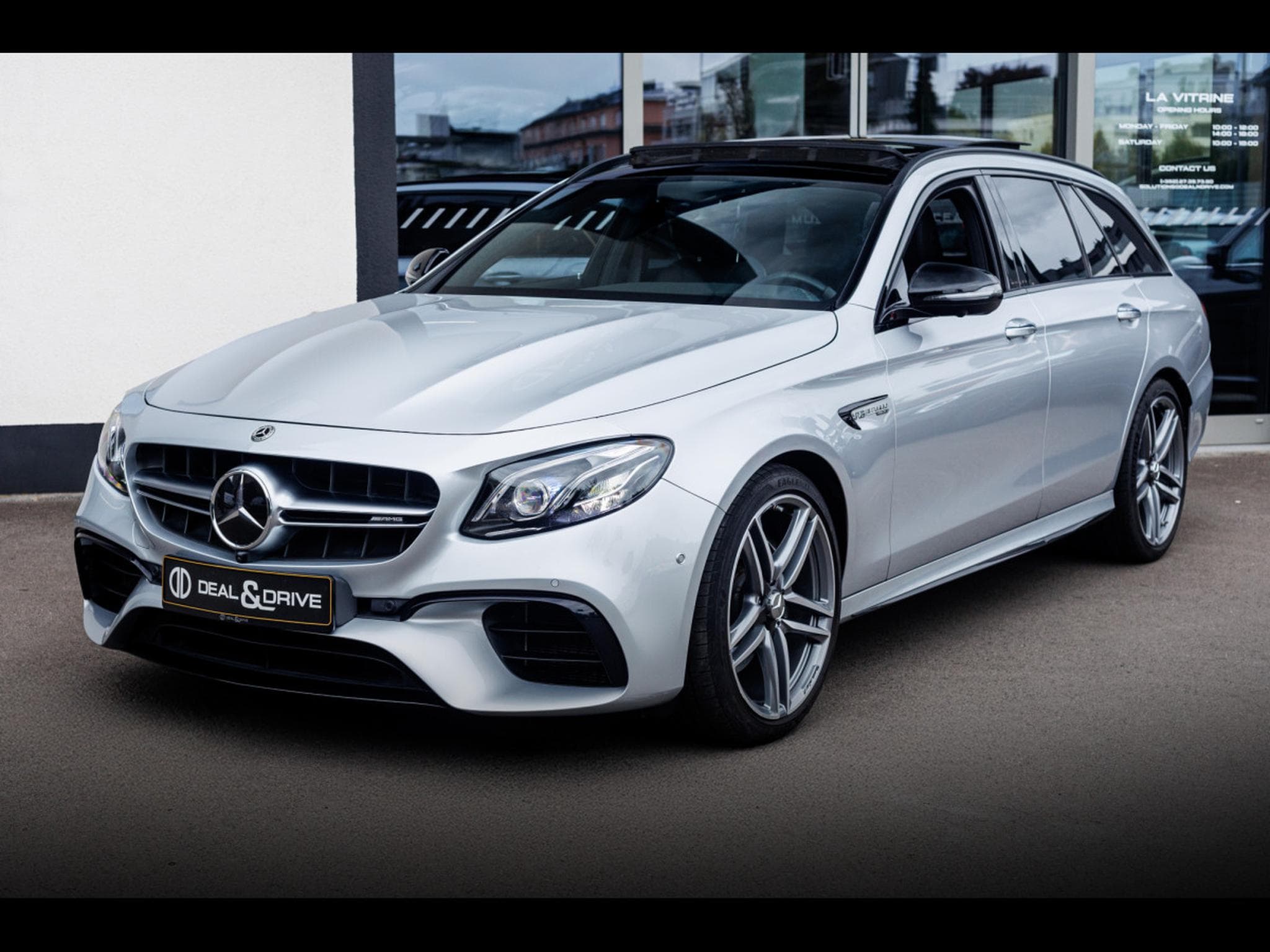 Mercedes E 63 AMG T-MODELL 4MATIC+ - NIGHT PACKAGE (2019) - Foto 8