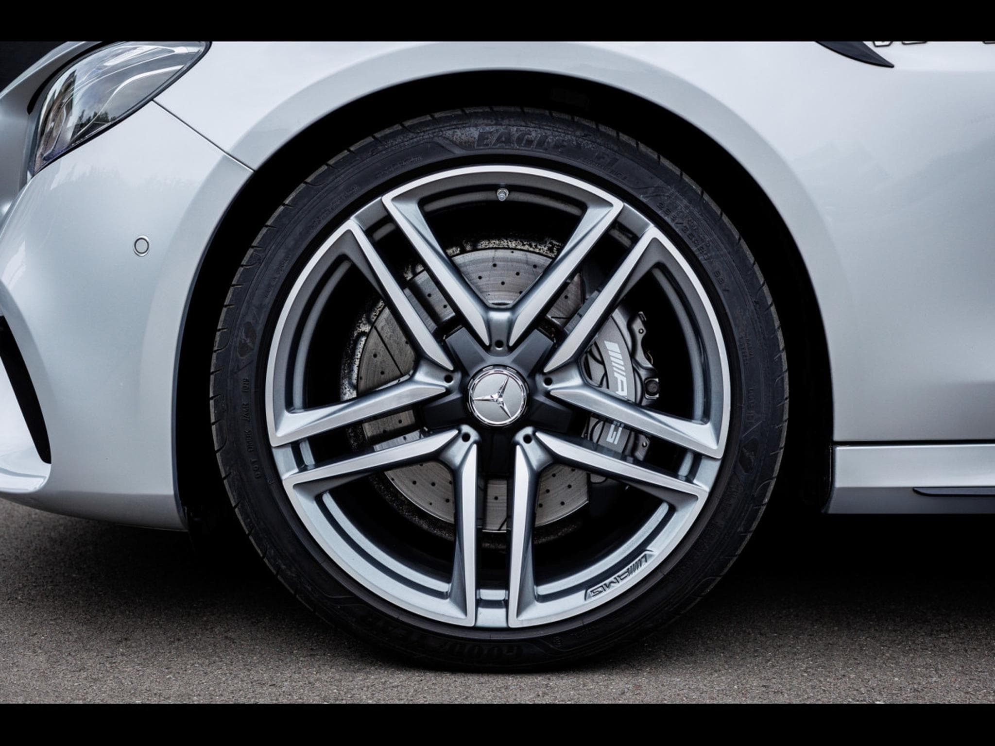 Mercedes E 63 AMG T-MODELL 4MATIC+ - NIGHT PACKAGE (2019) - Foto 9