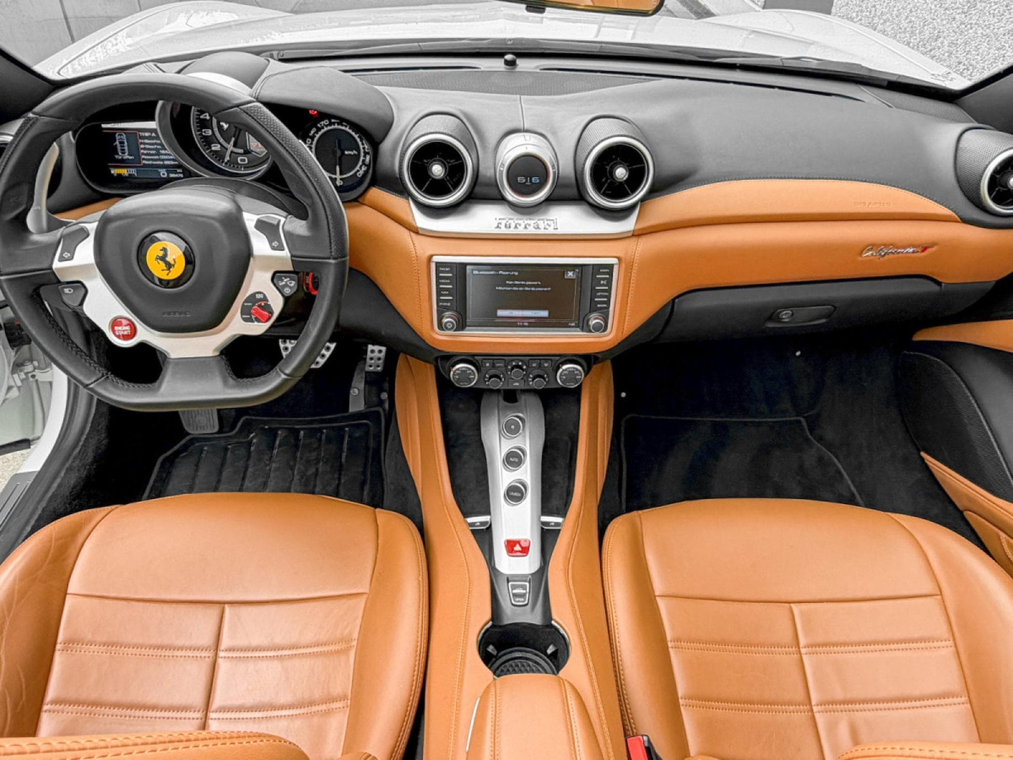 Ferrari California California T / 3.9 V8 / 4-Sitzer / (2015) - Photo 10