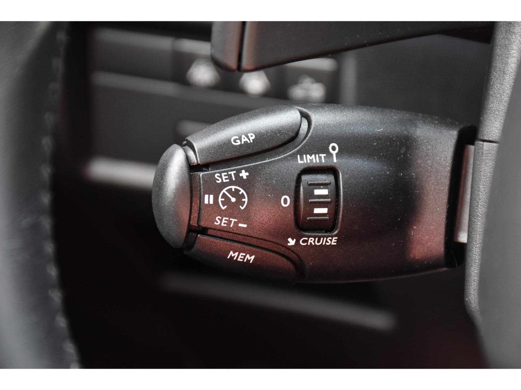 Citroën C5 Aircross 1.2 130 Shine EAT8 CUIR ACC LANE SIDE CAM360 1° MAIN (2021) - Foto 19