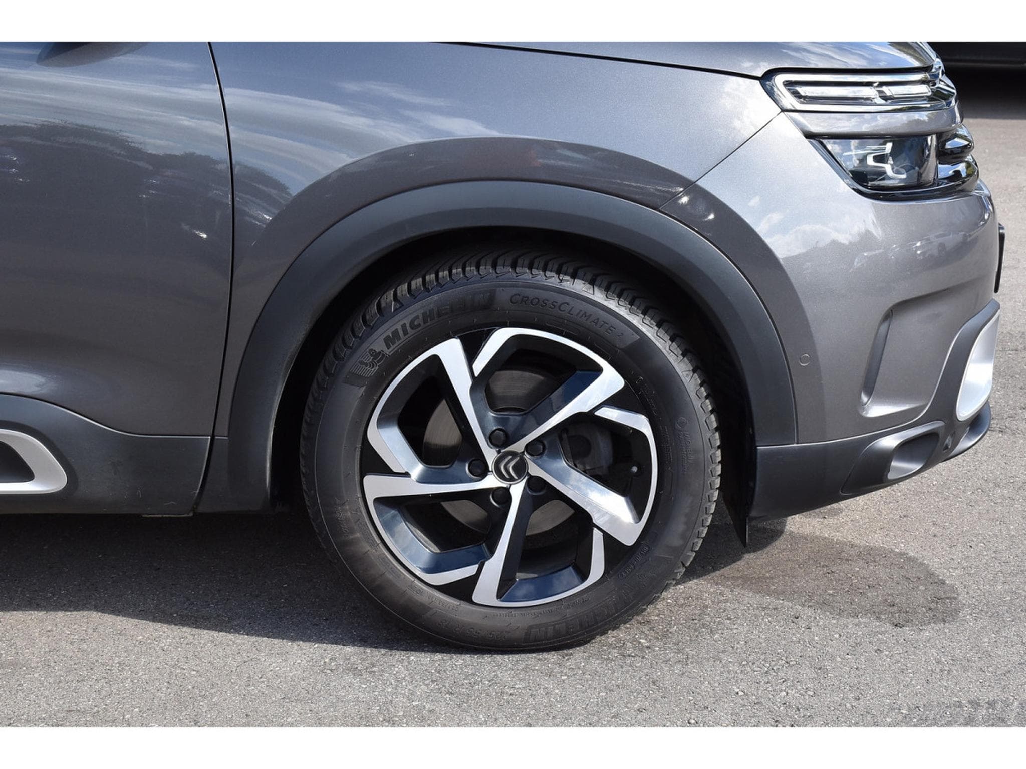 Citroën C5 Aircross 1.2 130 Shine EAT8 CUIR ACC LANE SIDE CAM360 1° MAIN (2021) - Foto 5