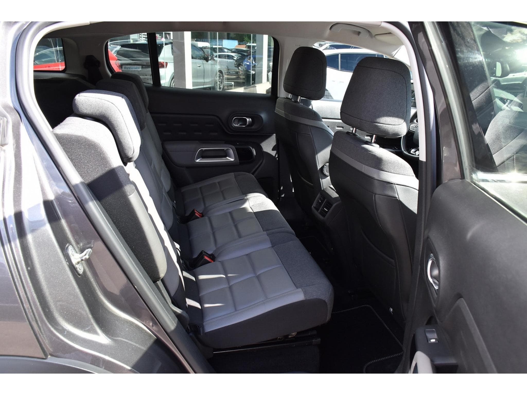 Citroën C5 Aircross 1.2 130 Shine EAT8 CUIR ACC LANE SIDE CAM360 1° MAIN (2021) - Foto 8
