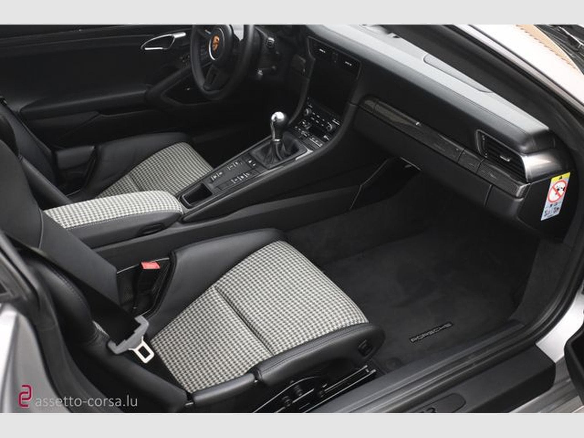 Porsche 911 991.2 GT3 Touring*PCCB*Akrapovic*Lift*LED*918 (2018) - Photo 21