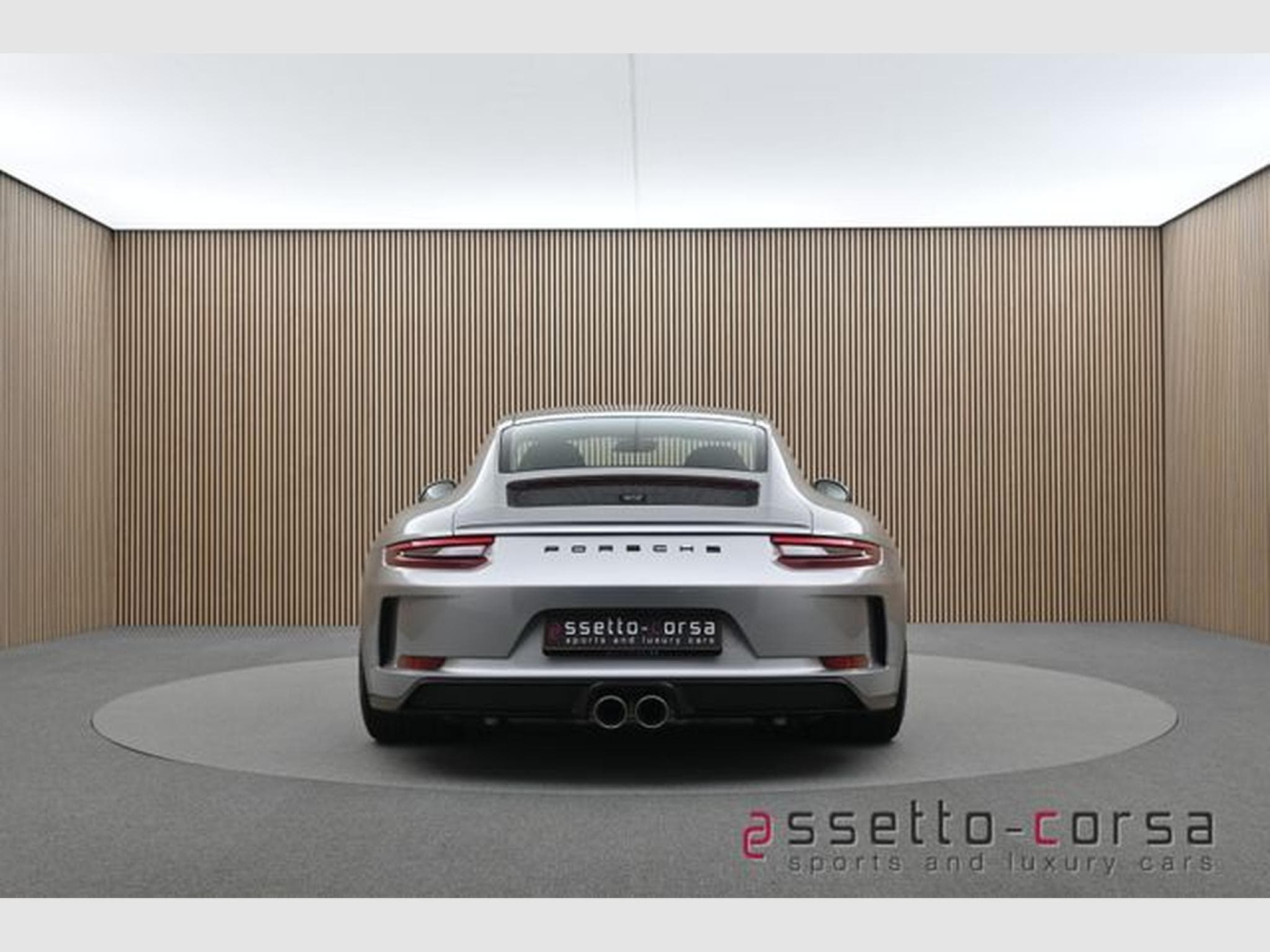Porsche 911 991.2 GT3 Touring*PCCB*Akrapovic*Lift*LED*918 (2018) - Photo 3