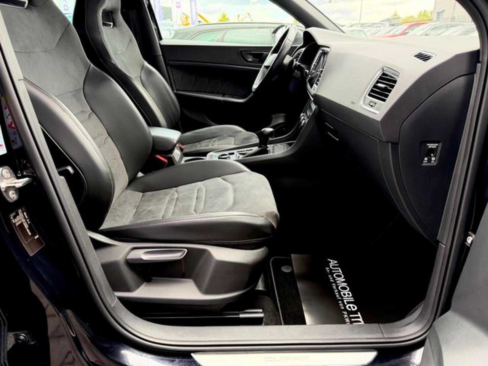 Cupra Ateca Ateca 2.0 TSI DSG 4Drive /NAVI/LED/ACC/360°CAM/ (2020) - Photo 13