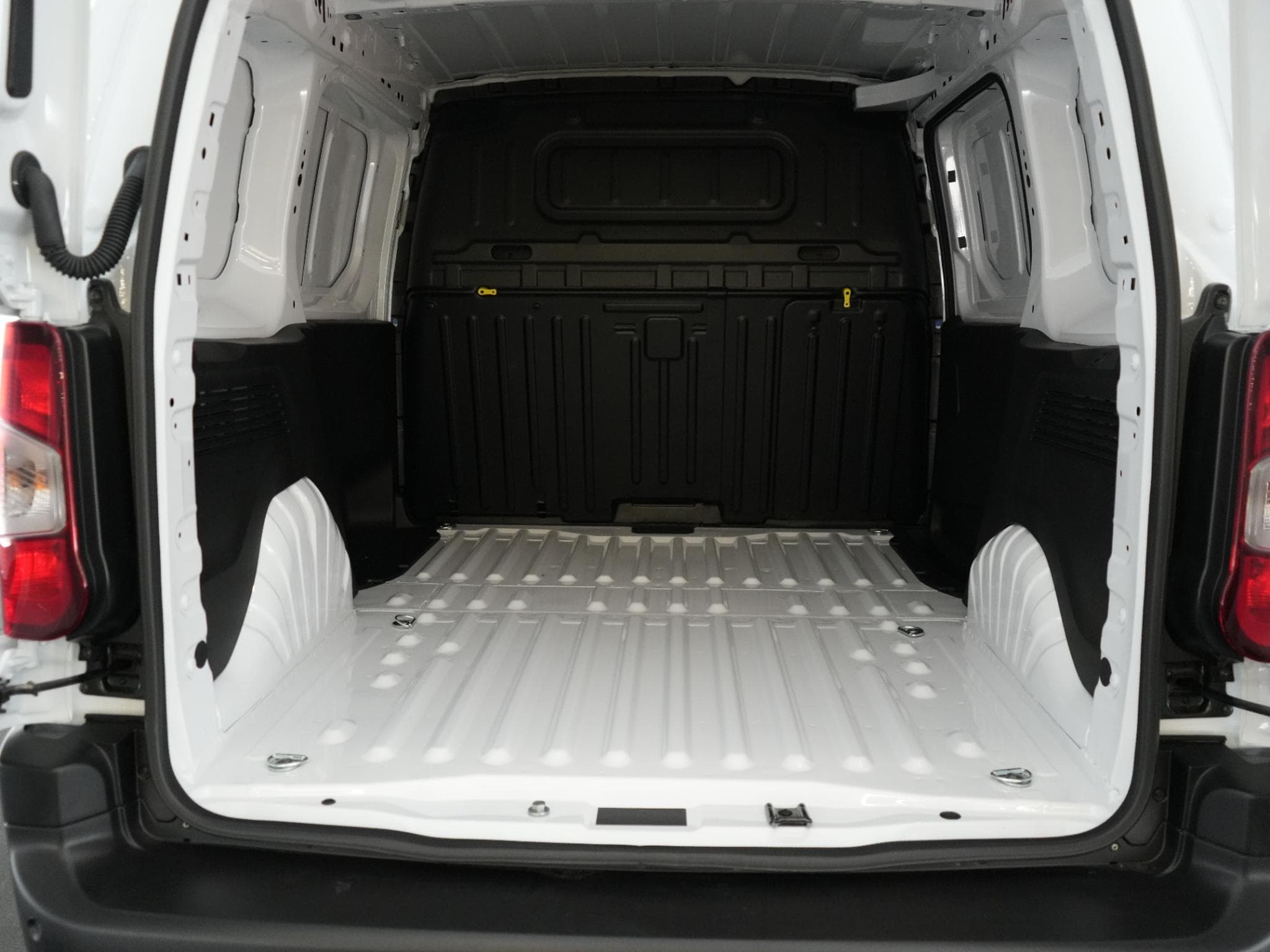 Opel Combo Cargo L1H1 Light (2026) - Photo 15