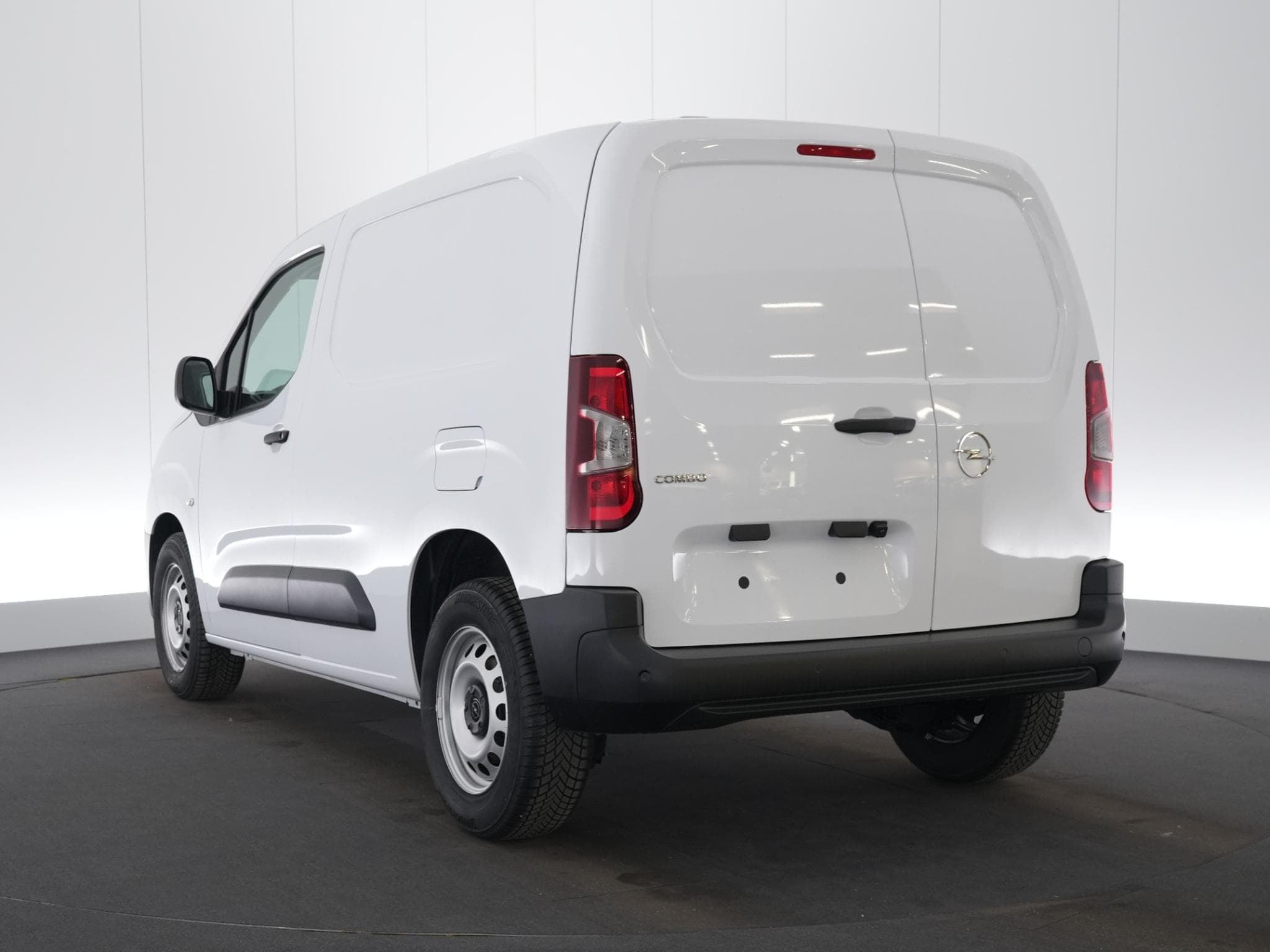 Opel Combo Cargo L1H1 Light (2026) - Photo 2
