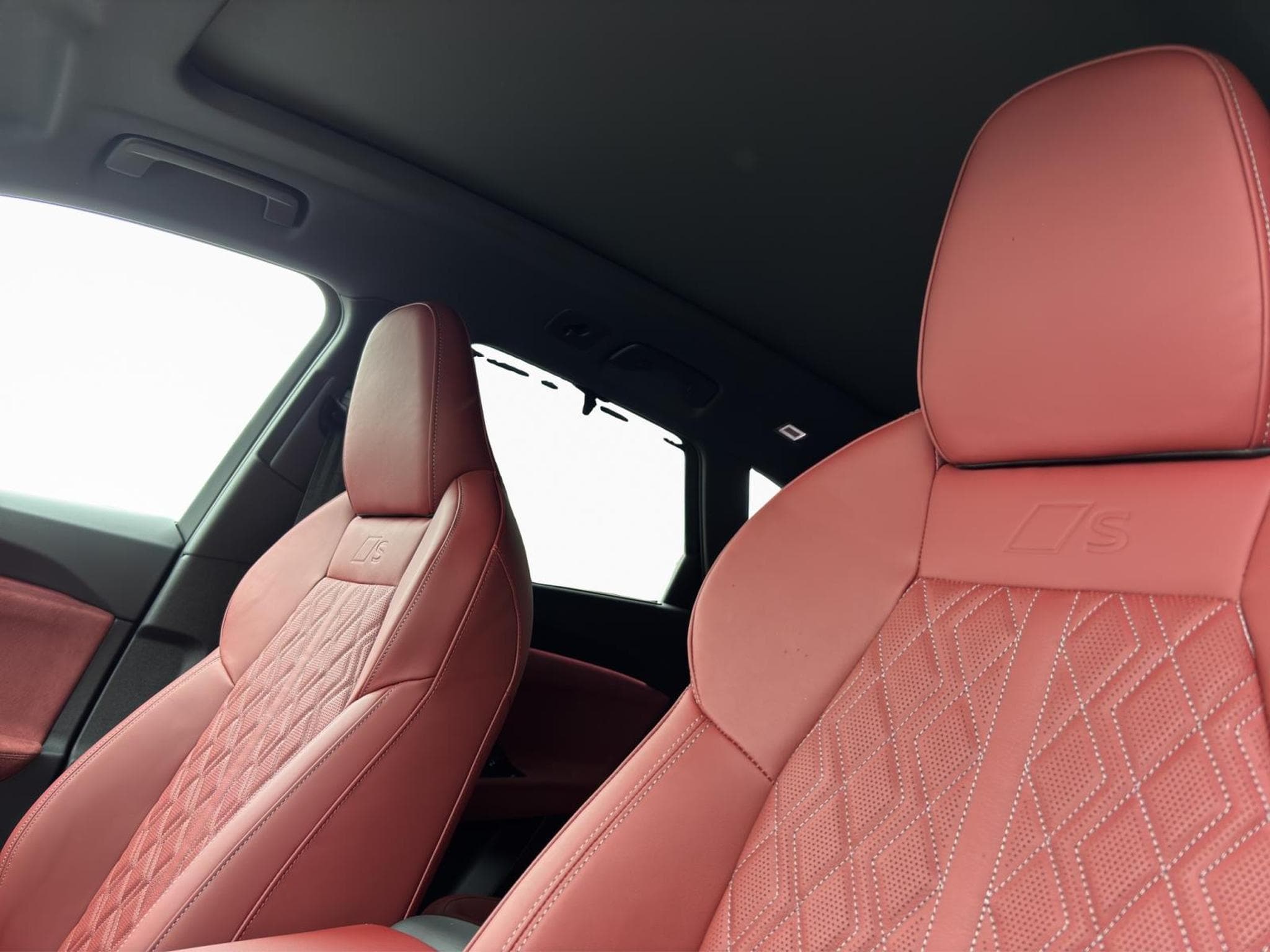 Audi SQ5 edition one mythosschwarz (2026) - Foto 15