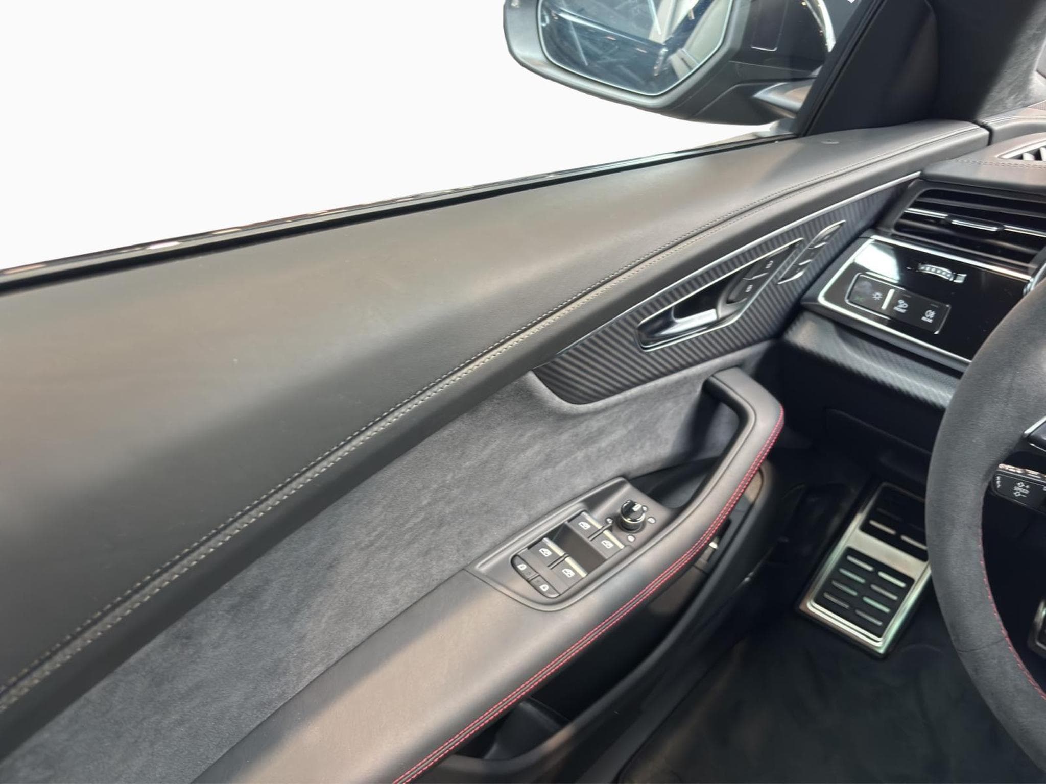 Audi RSQ8 TFSI quattro tiptronic Performance (2026) - Foto 14