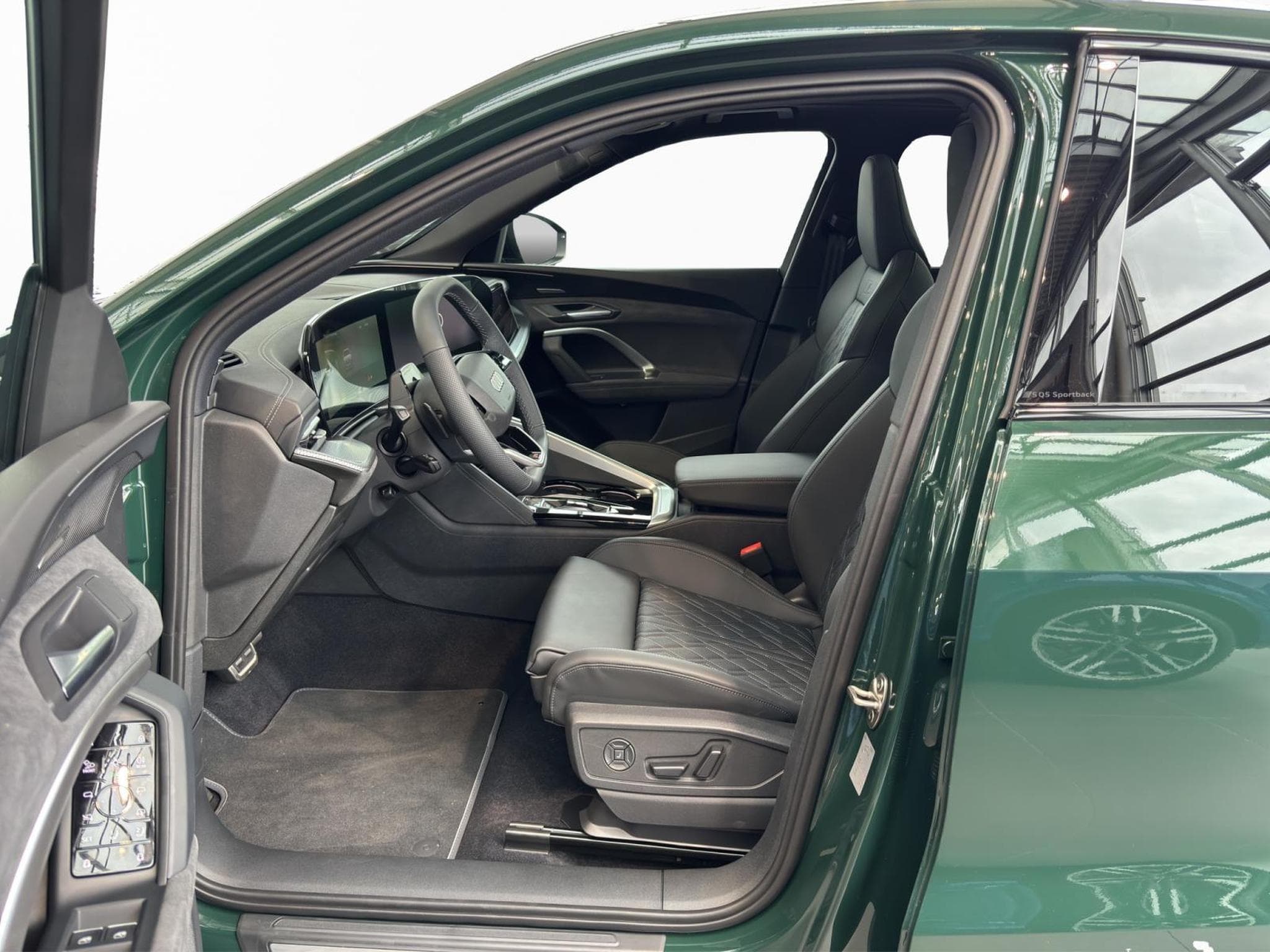 Audi SQ5 Sportback TFSI quattro S tronic (2026) - Foto 9