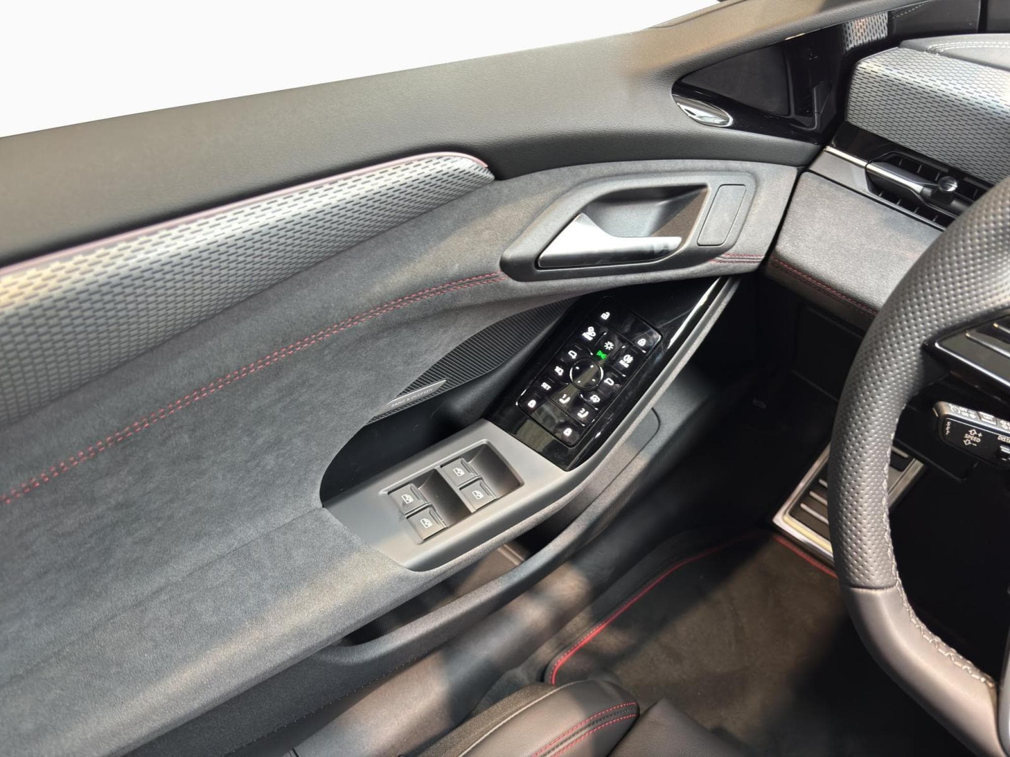 Audi A6 Avant e-tron performance (2026) - Foto 14