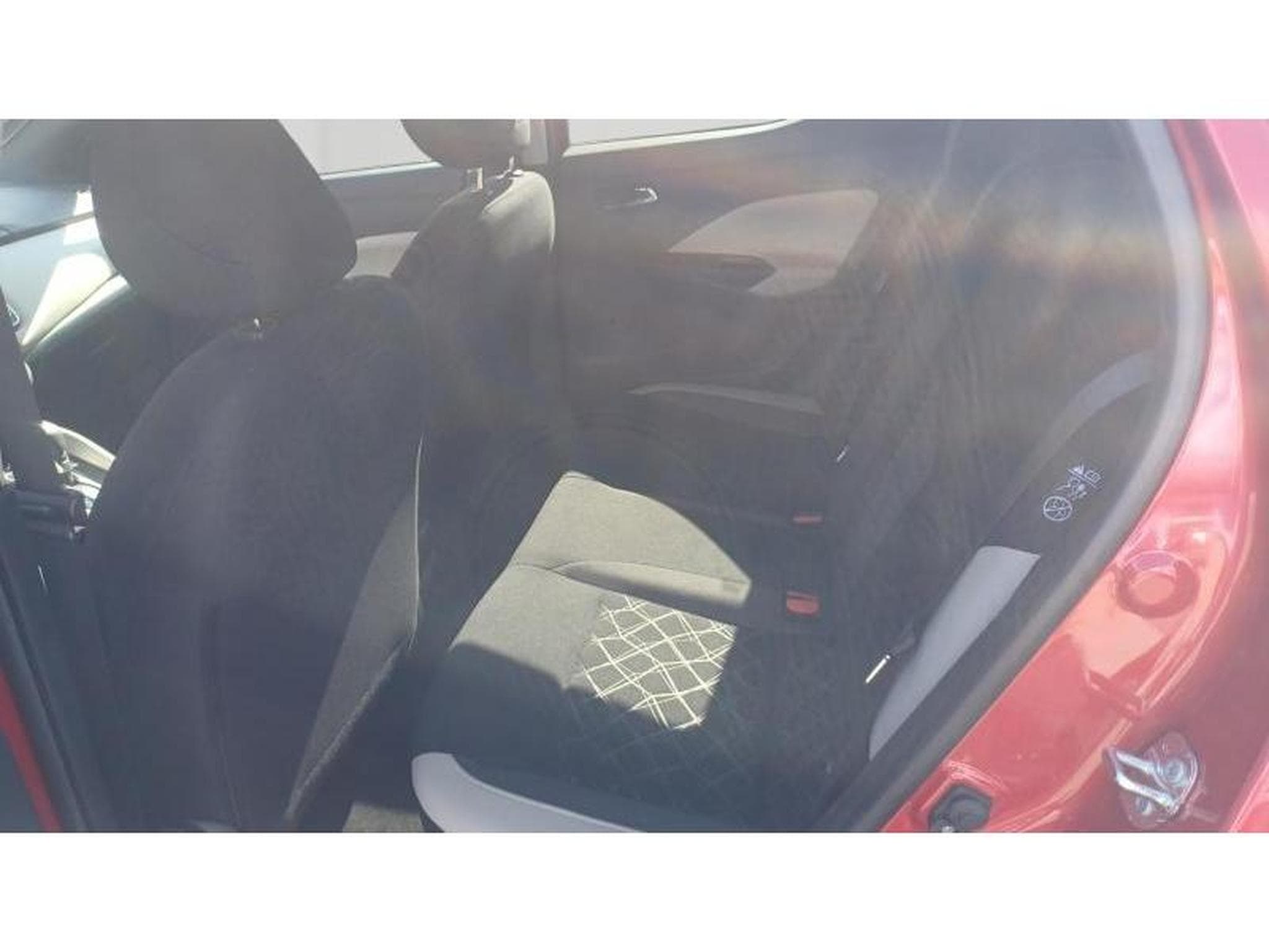Nissan Micra D03 (2019) - Photo 15