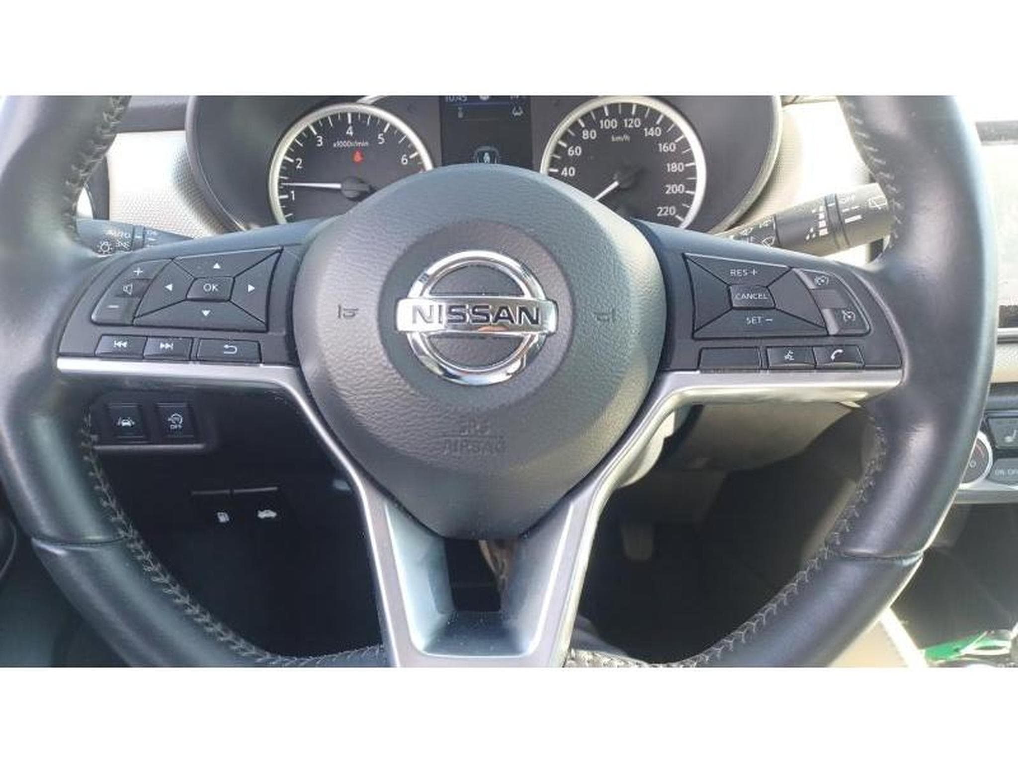 Nissan Micra D03 (2019) - Photo 19