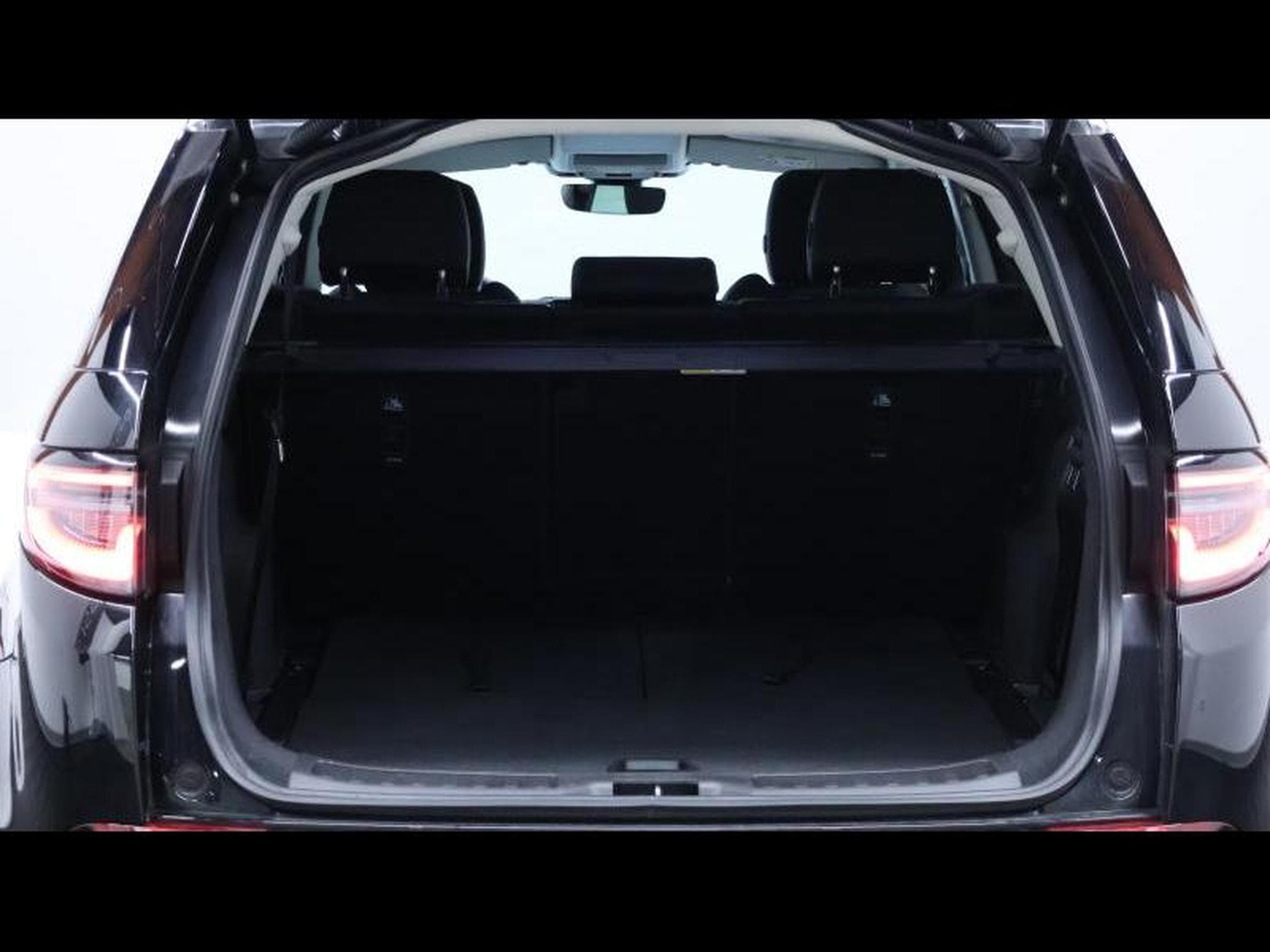 Land-Rover Discovery Sport D165 Dynamic S AWD Auto (2024) - Foto 6